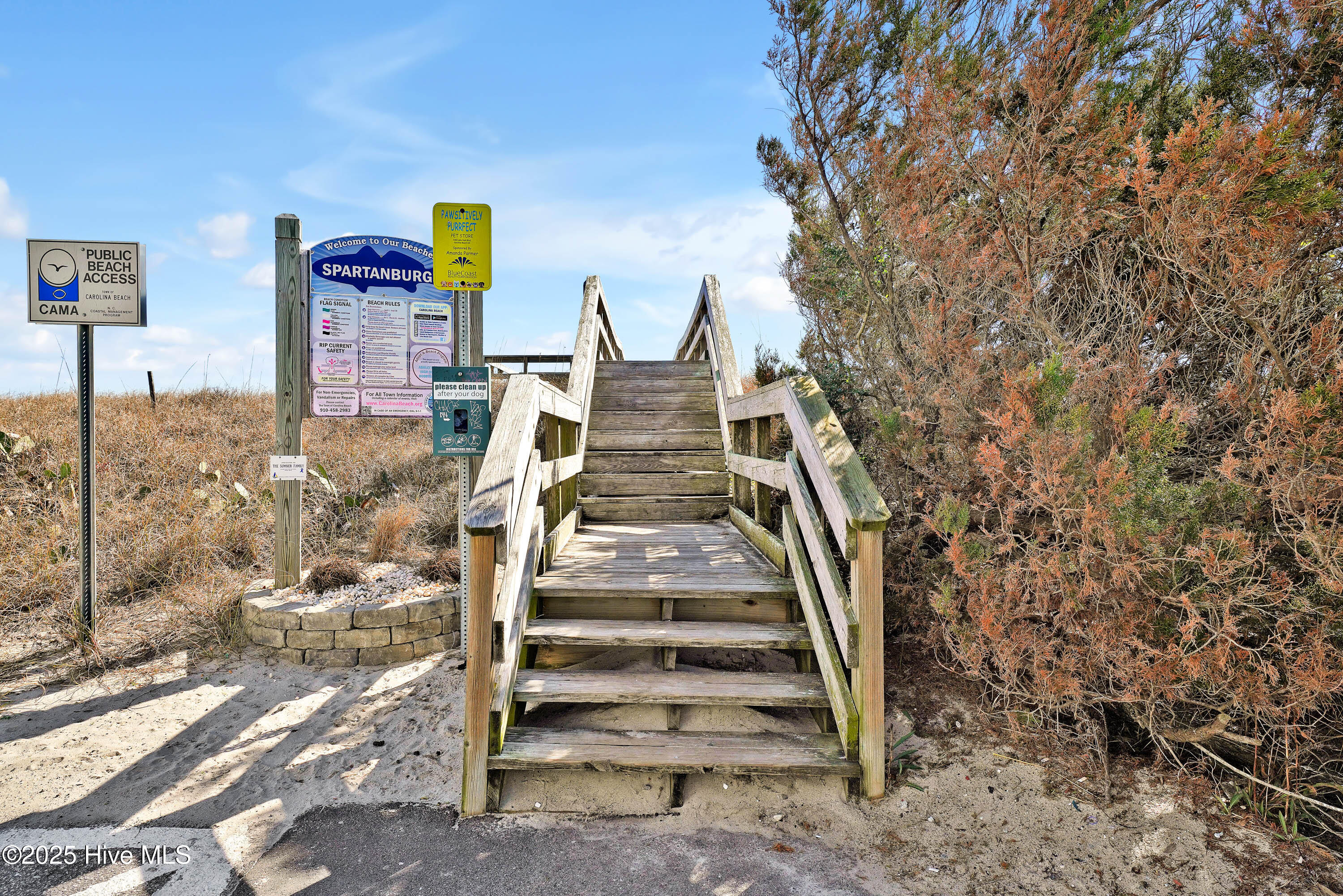 806 Carolina Beach Avenue S