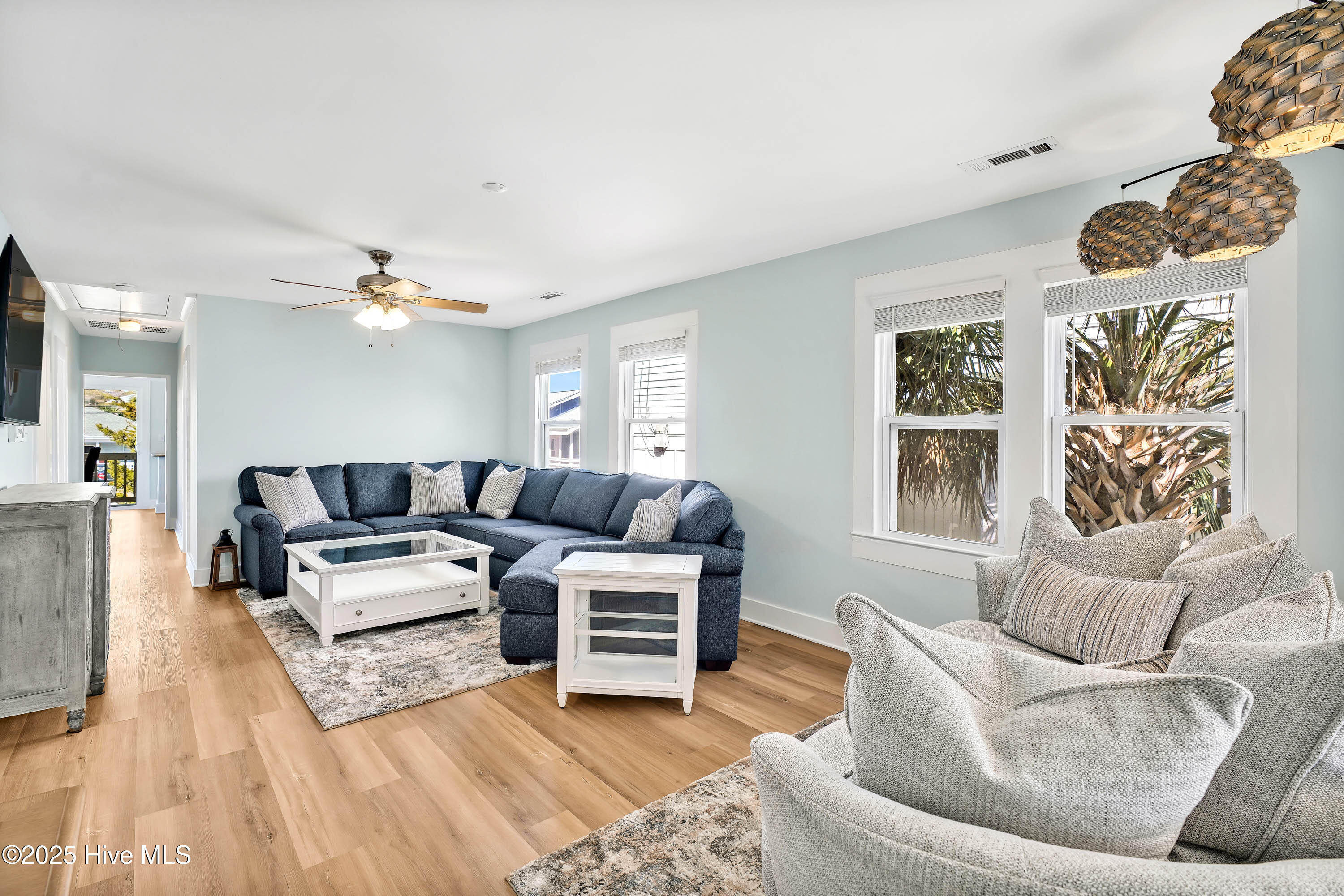 806 Carolina Beach Avenue S