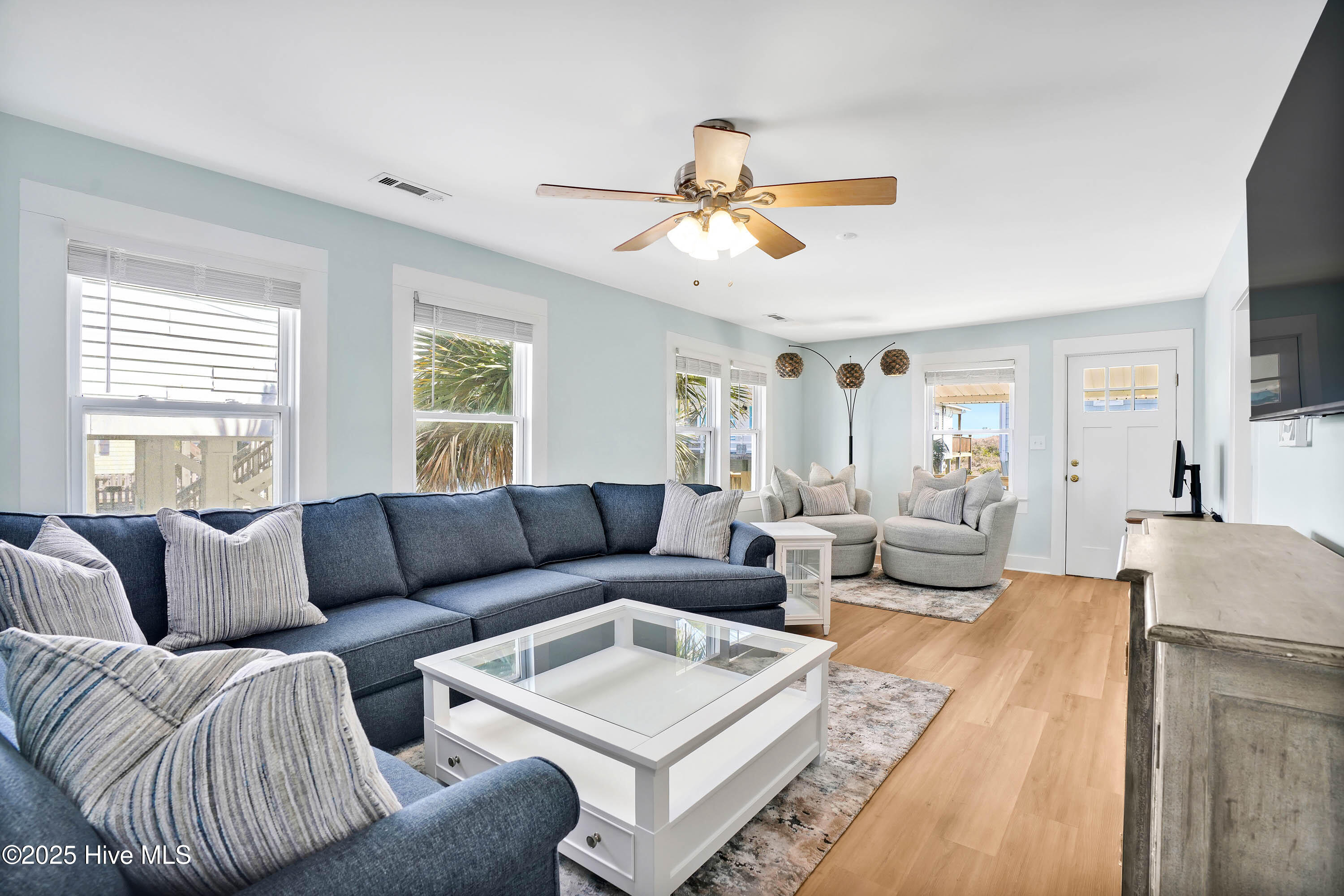 806 Carolina Beach Avenue S