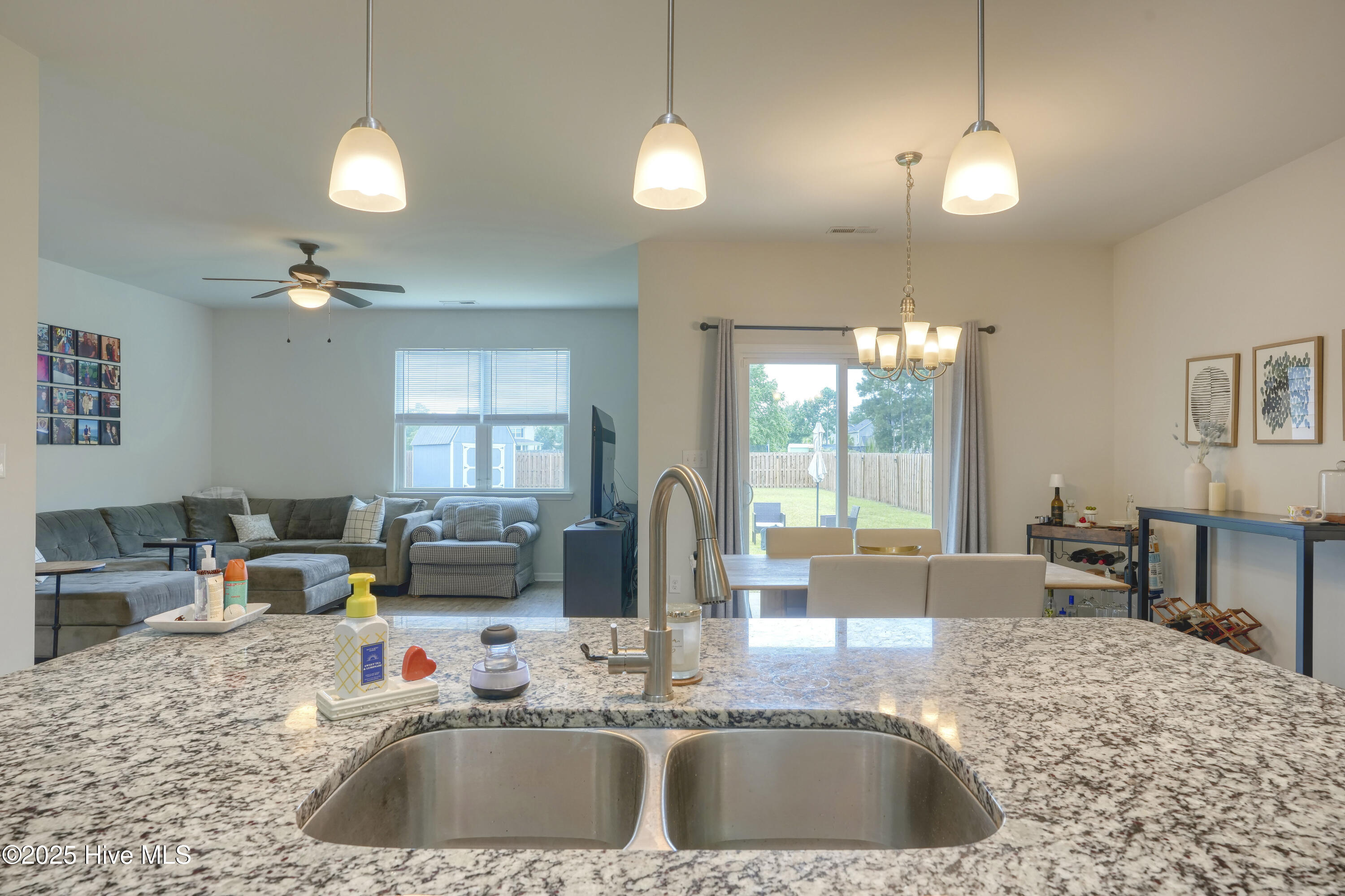 406 Saxby Way