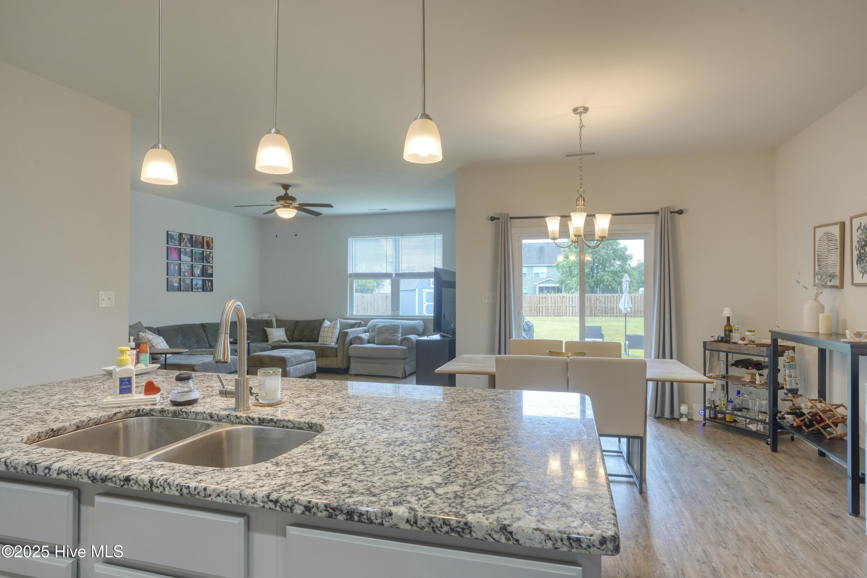 406 Saxby Way