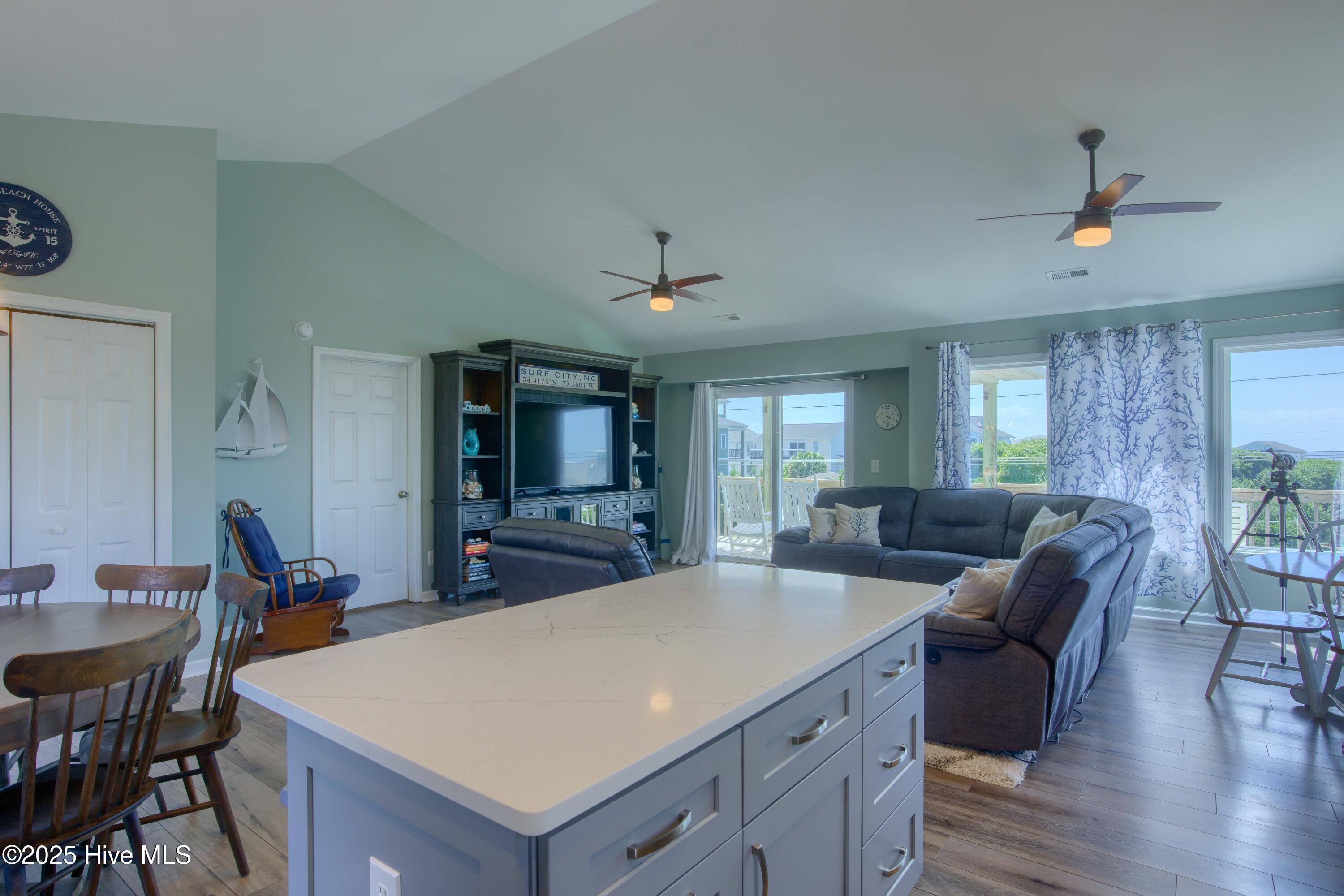 1125 S Topsail Drive