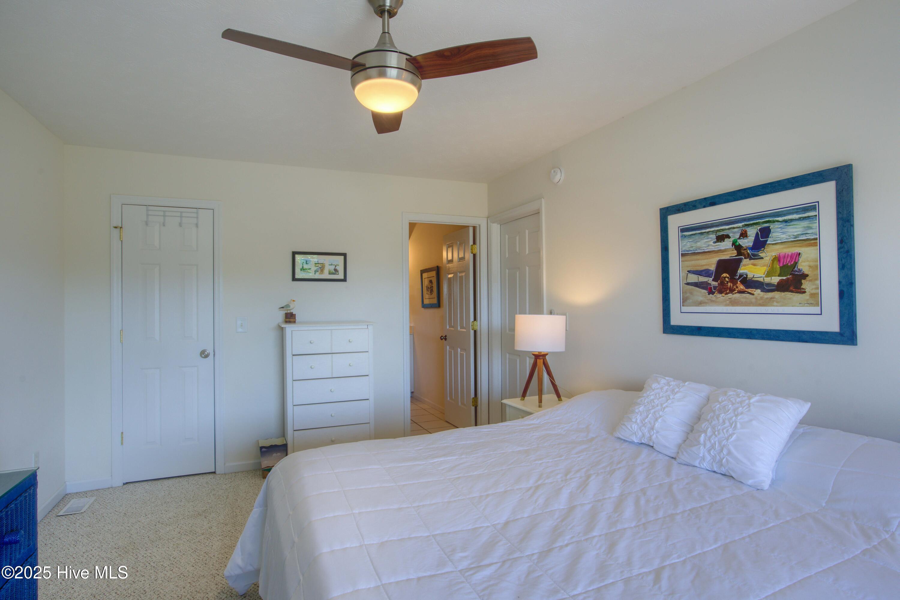 1125 S Topsail Drive