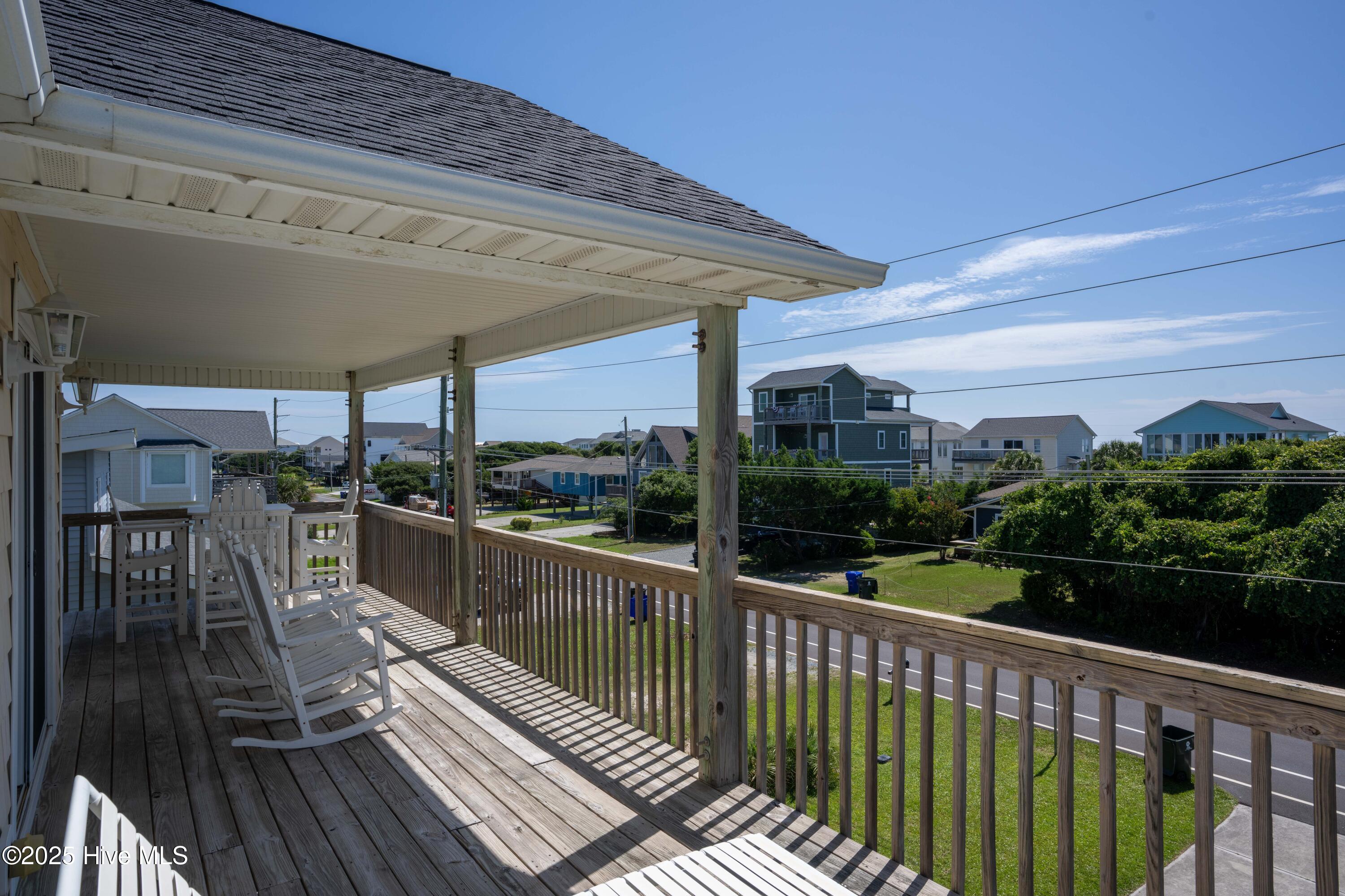 1125 S Topsail Drive