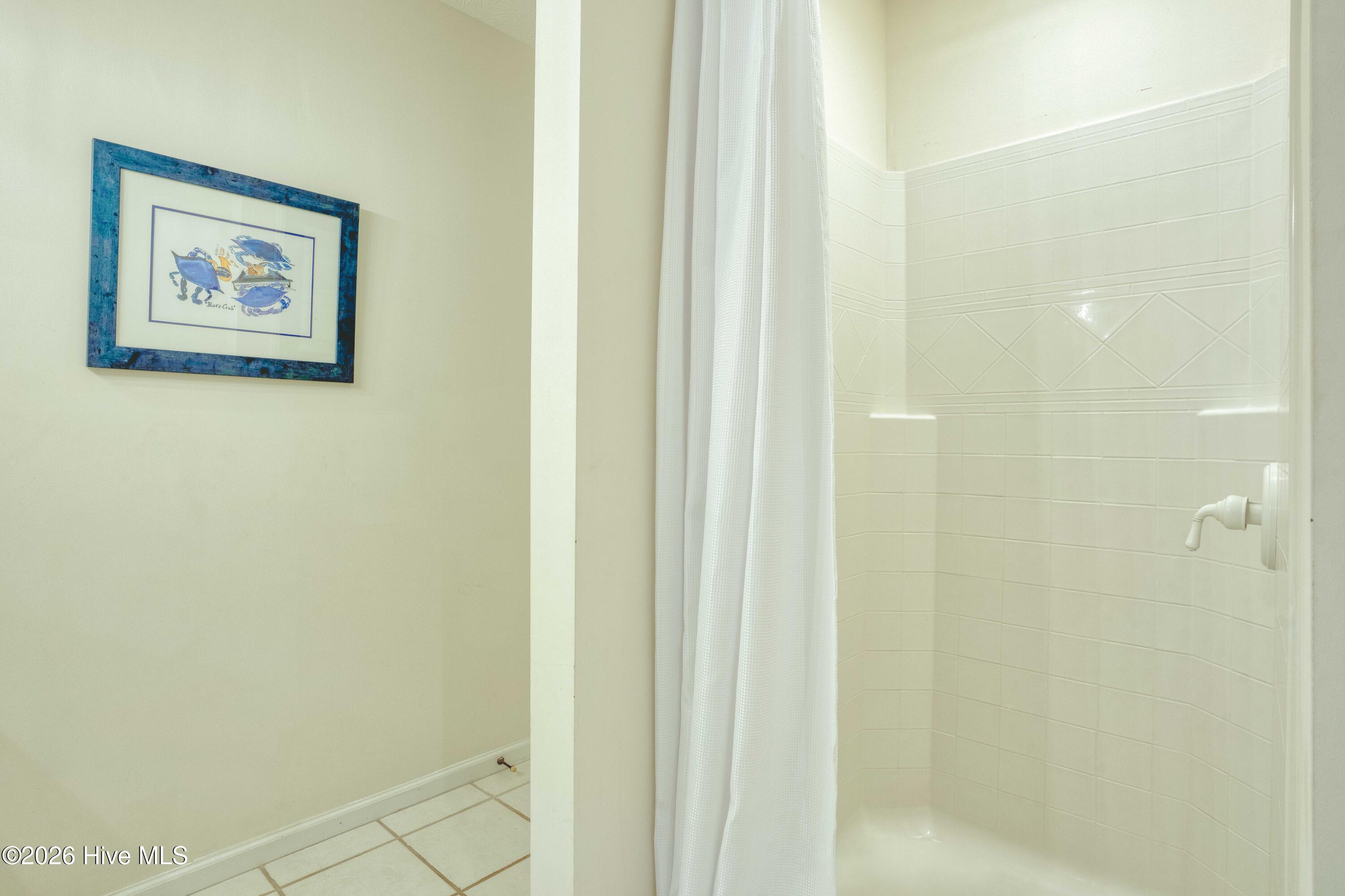 1125 S Topsail Drive