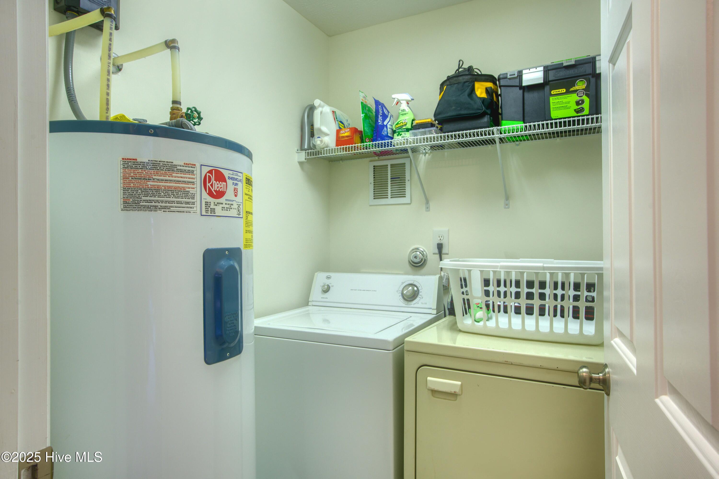 1125 S Topsail Drive