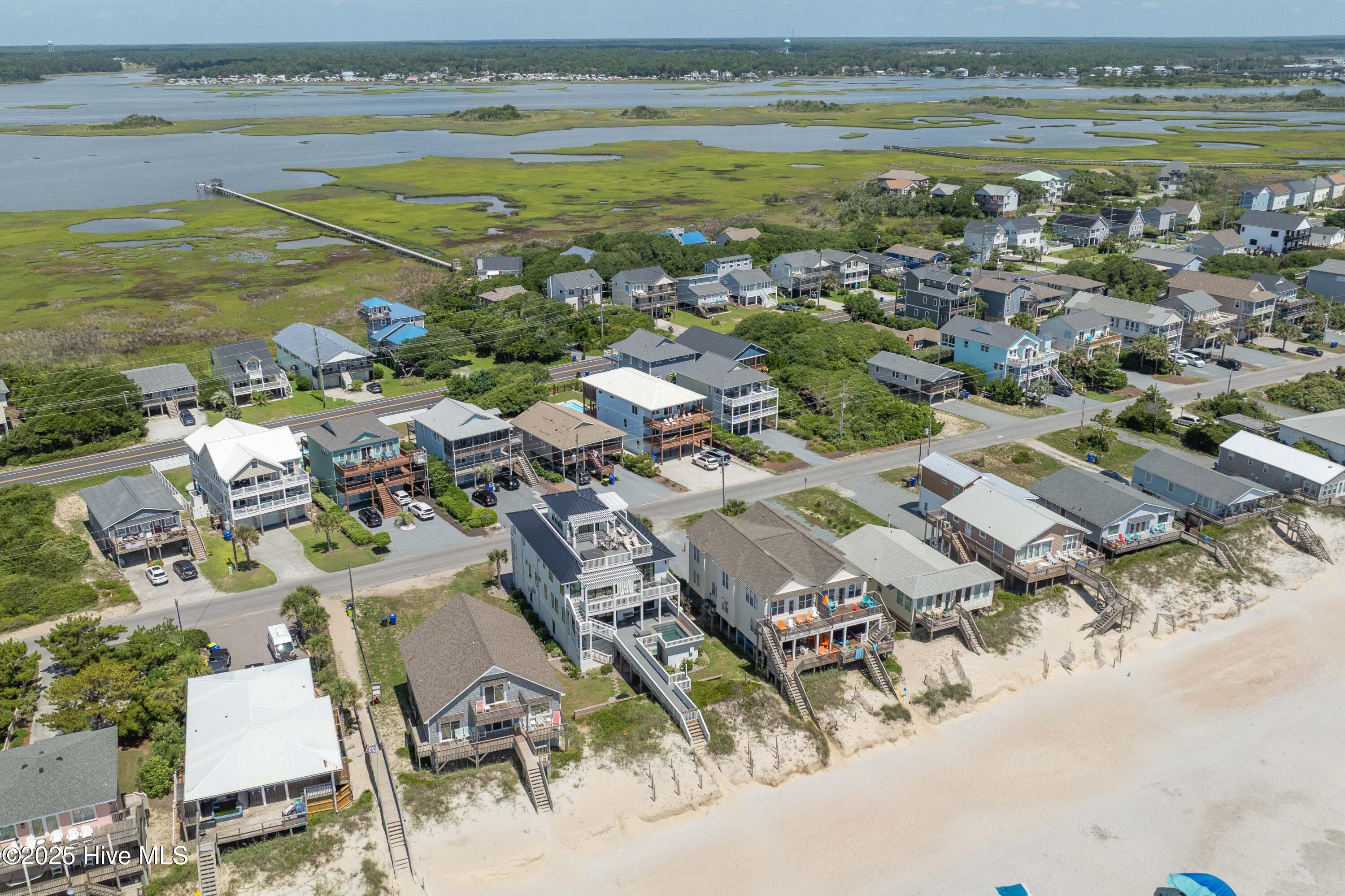 1125 S Topsail Drive