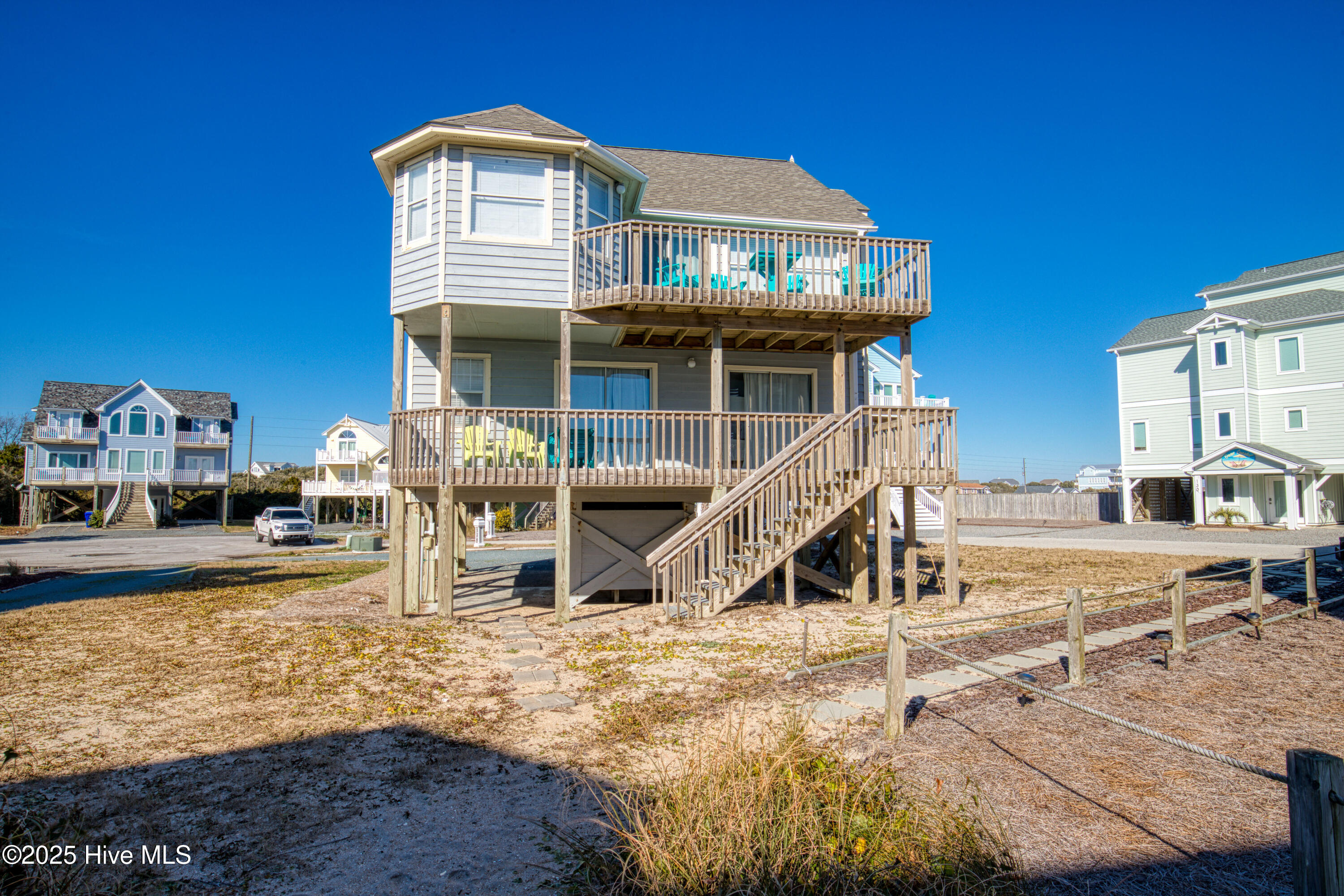 124 N Permuda Wynd Drive