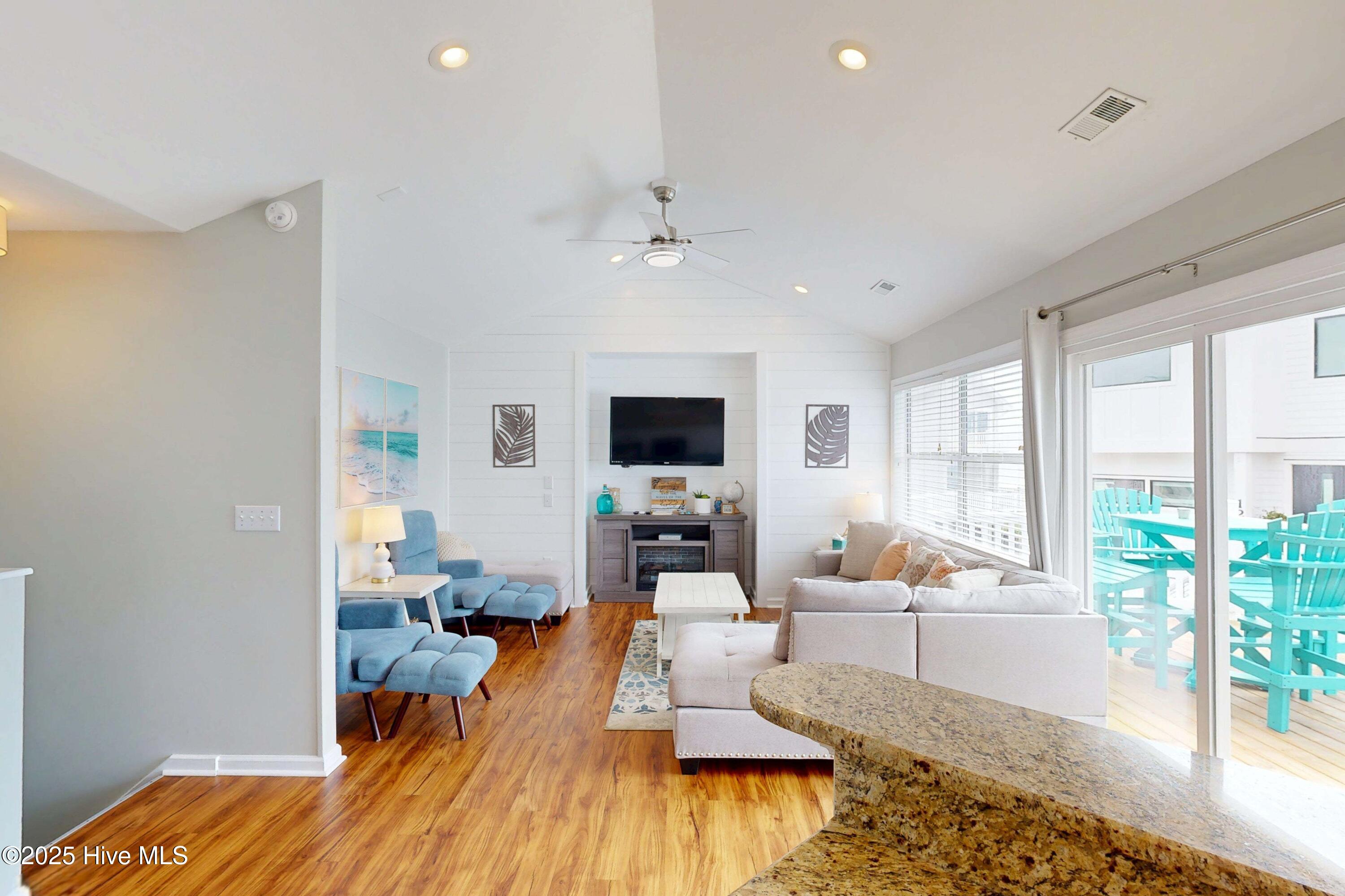 124 N Permuda Wynd Drive