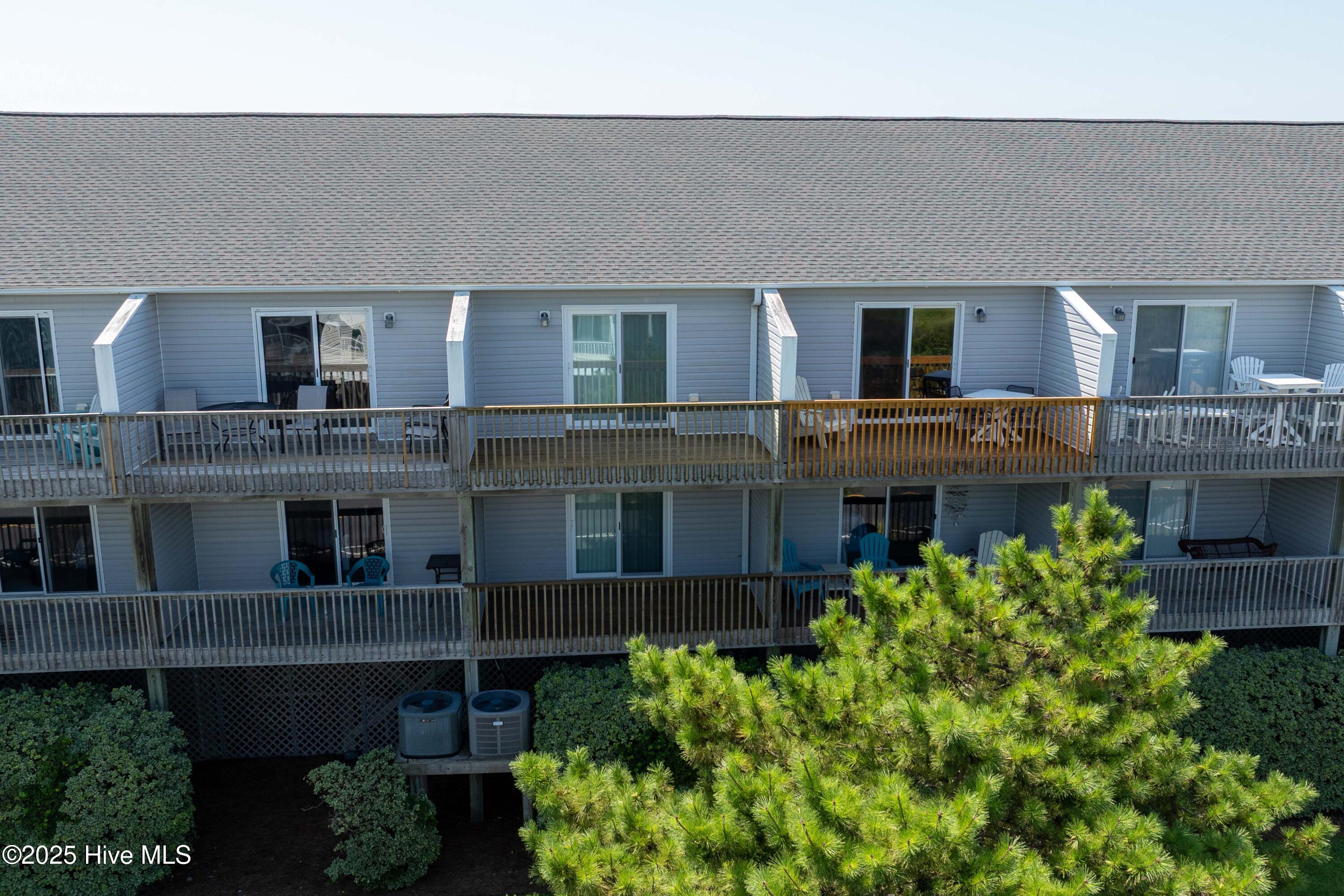 228 Lazy Day Drive, 228