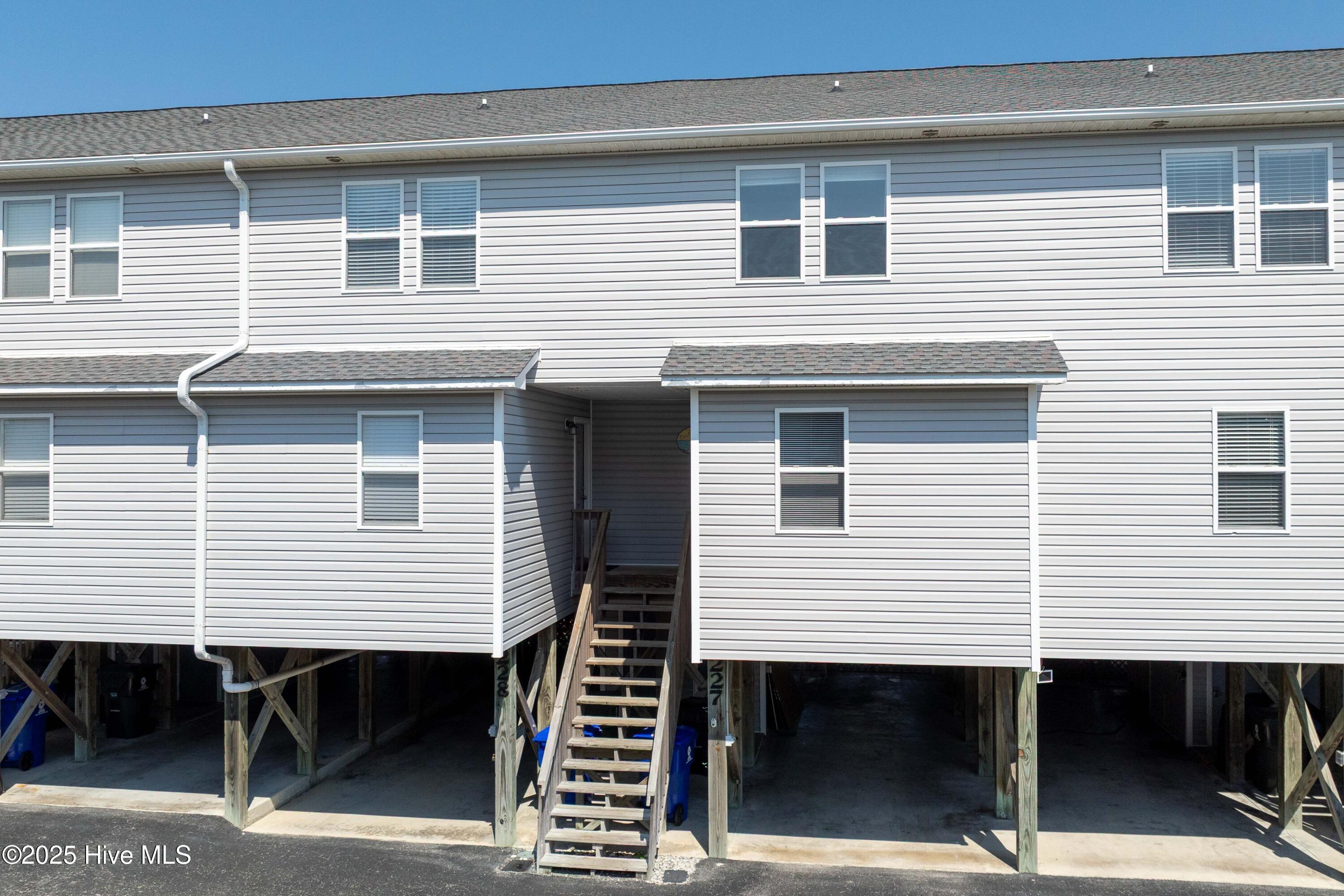 228 Lazy Day Drive, 228