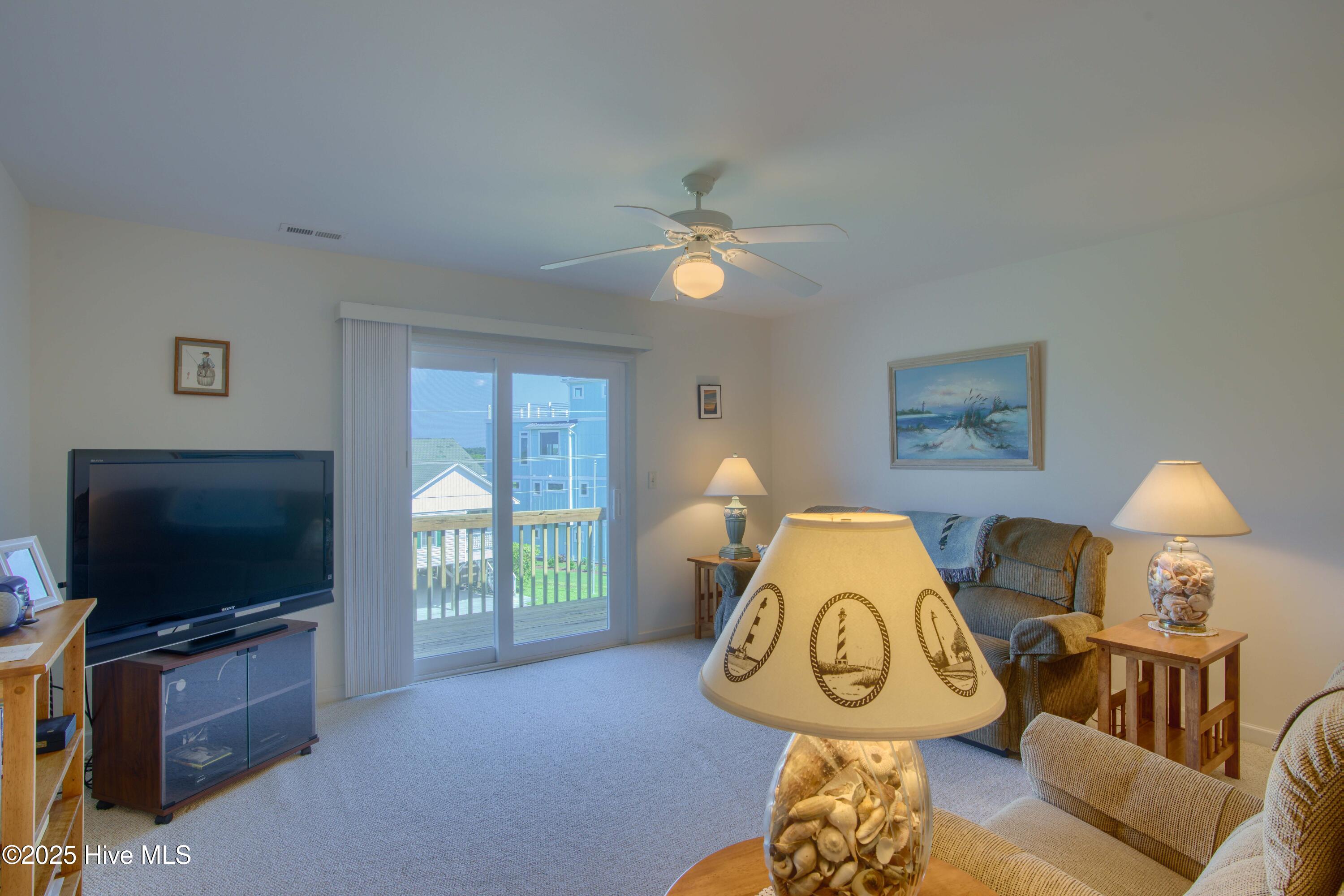 228 Lazy Day Drive, 228