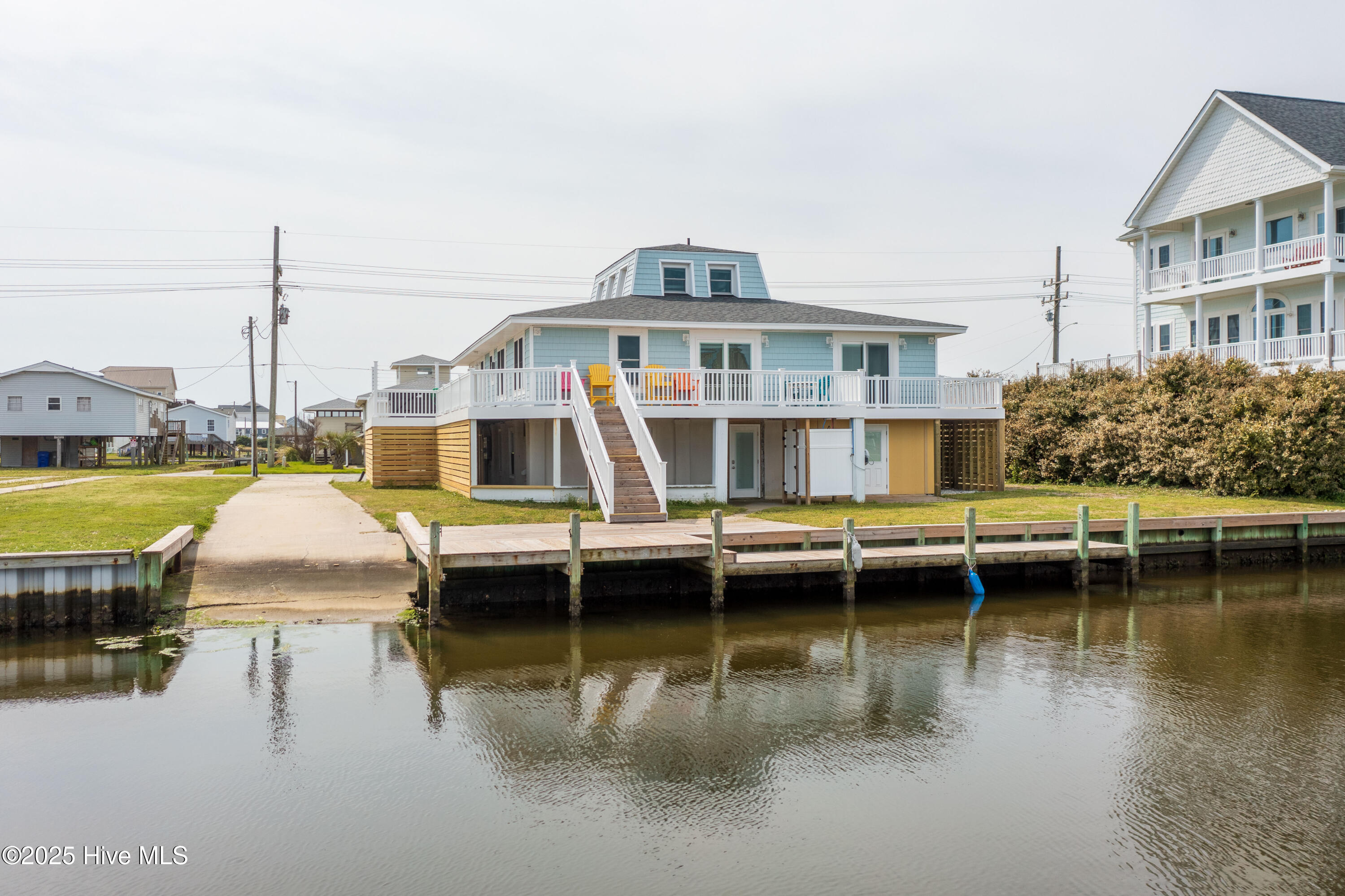 304 Marina Way