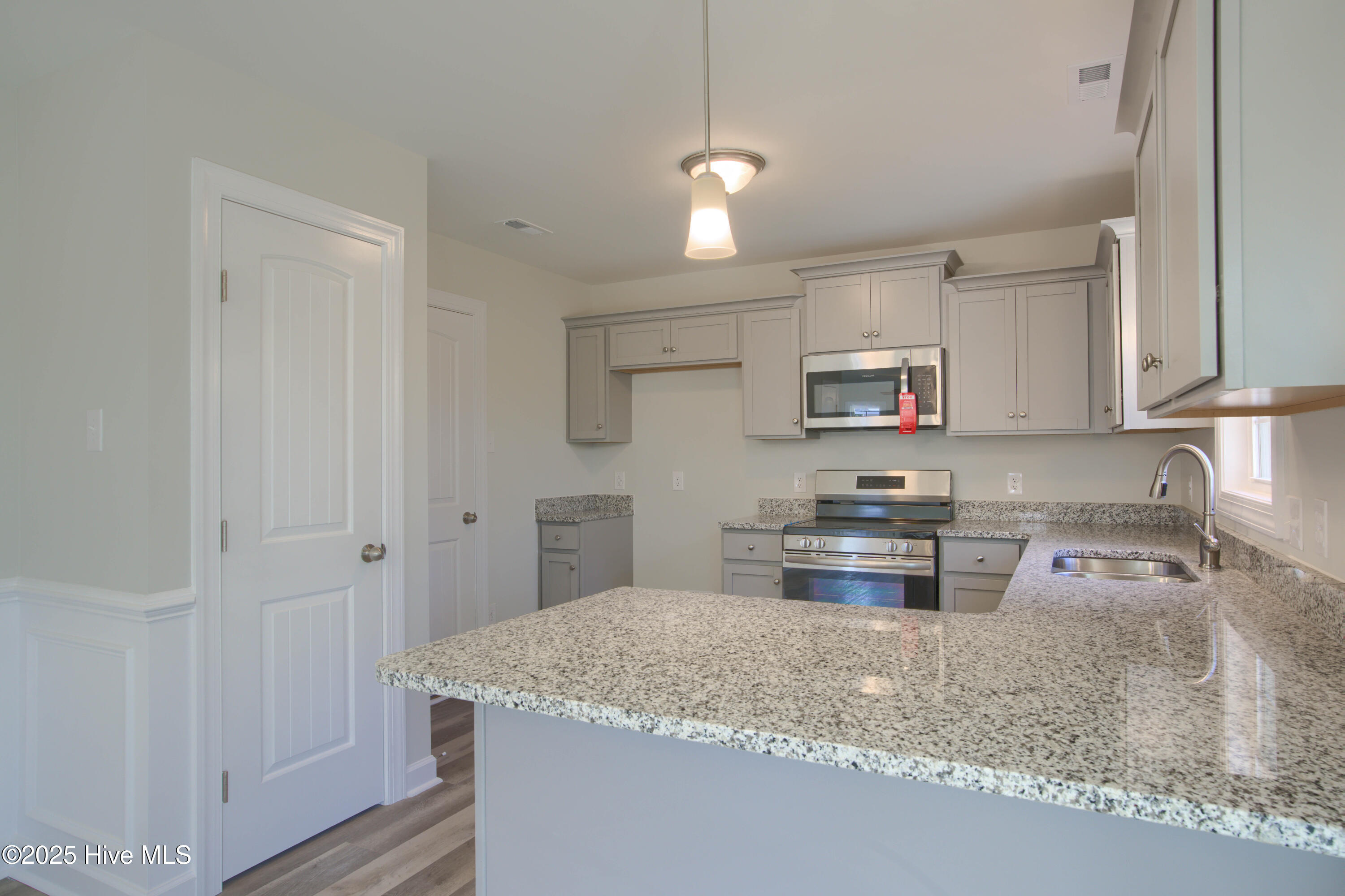 713 Jasmine Lane