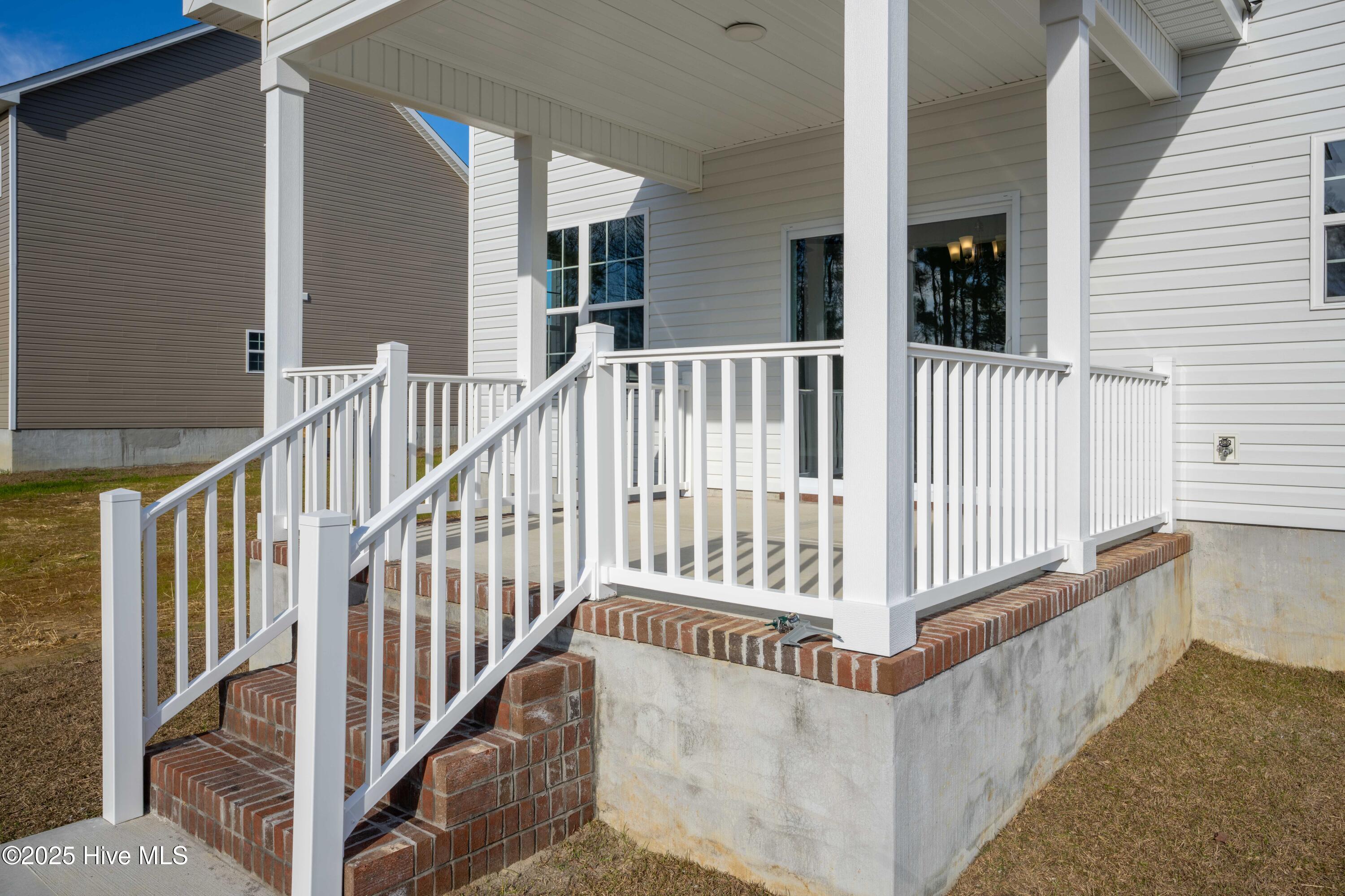 304 Broadleaf Drive