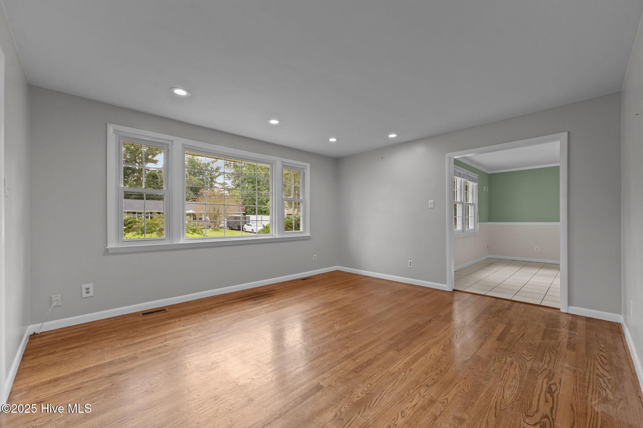 718 Gardenview Drive