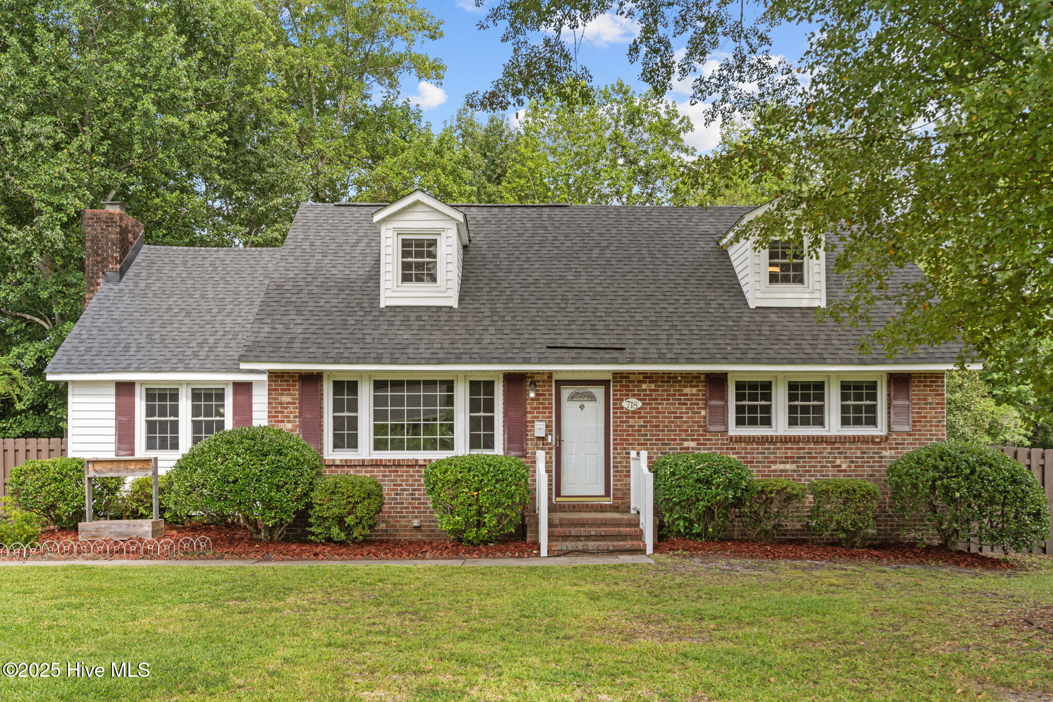 718 Gardenview Drive