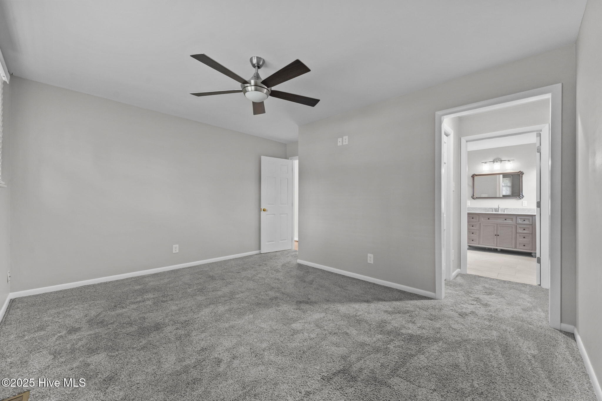 718 Gardenview Drive