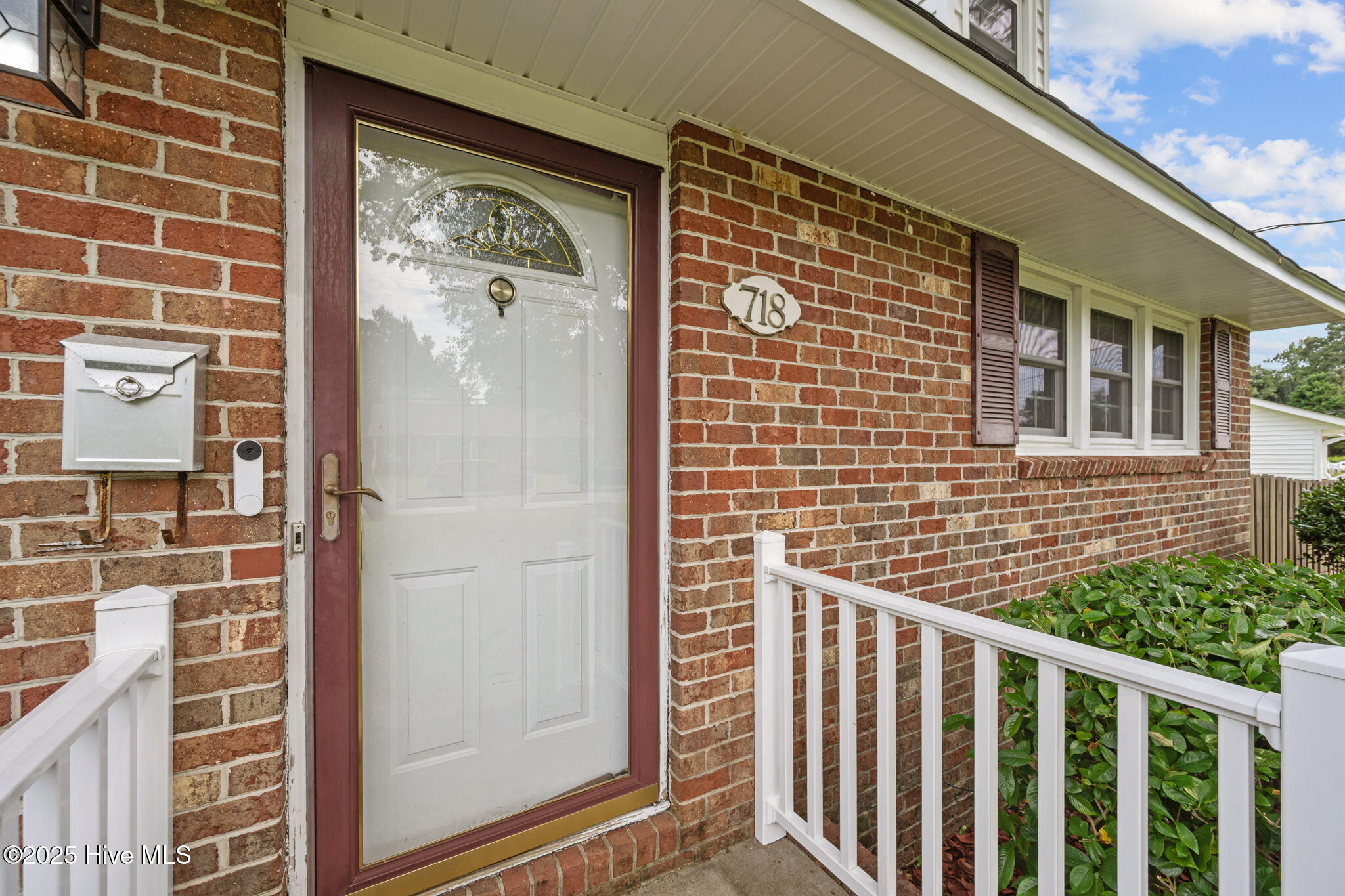 718 Gardenview Drive