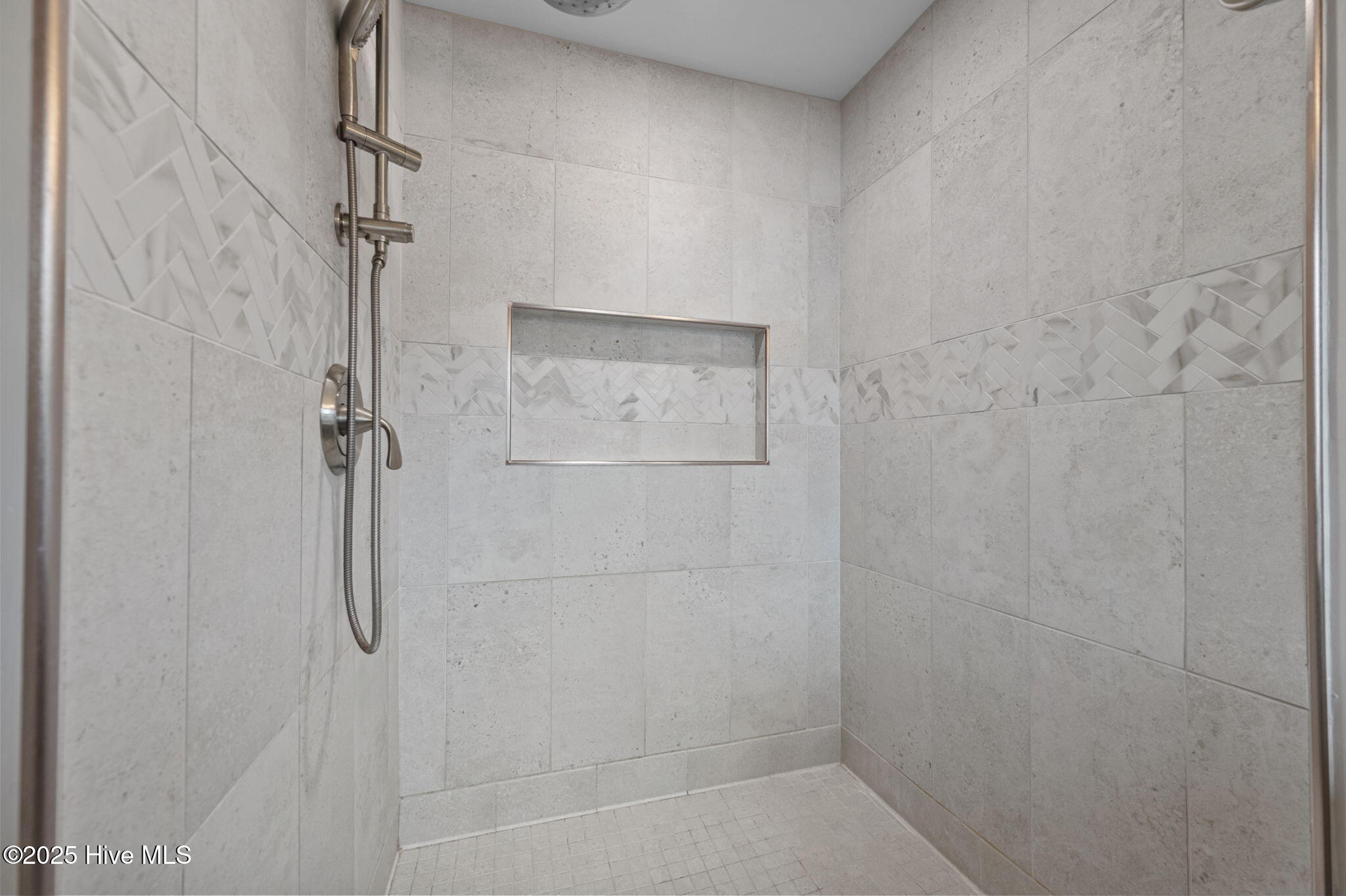 718 Gardenview Drive