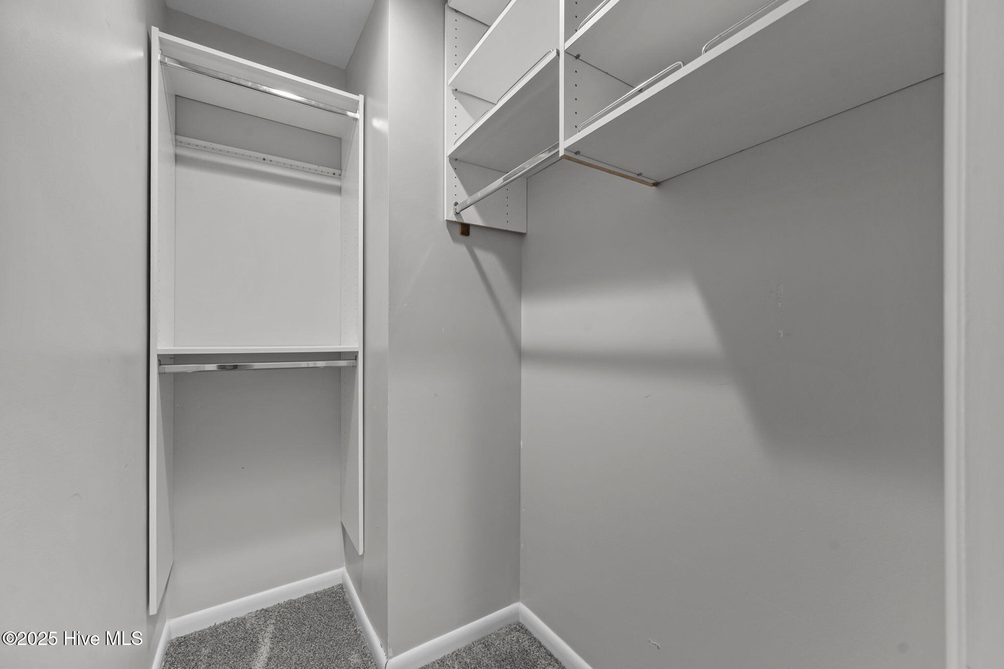 718 Gardenview Drive