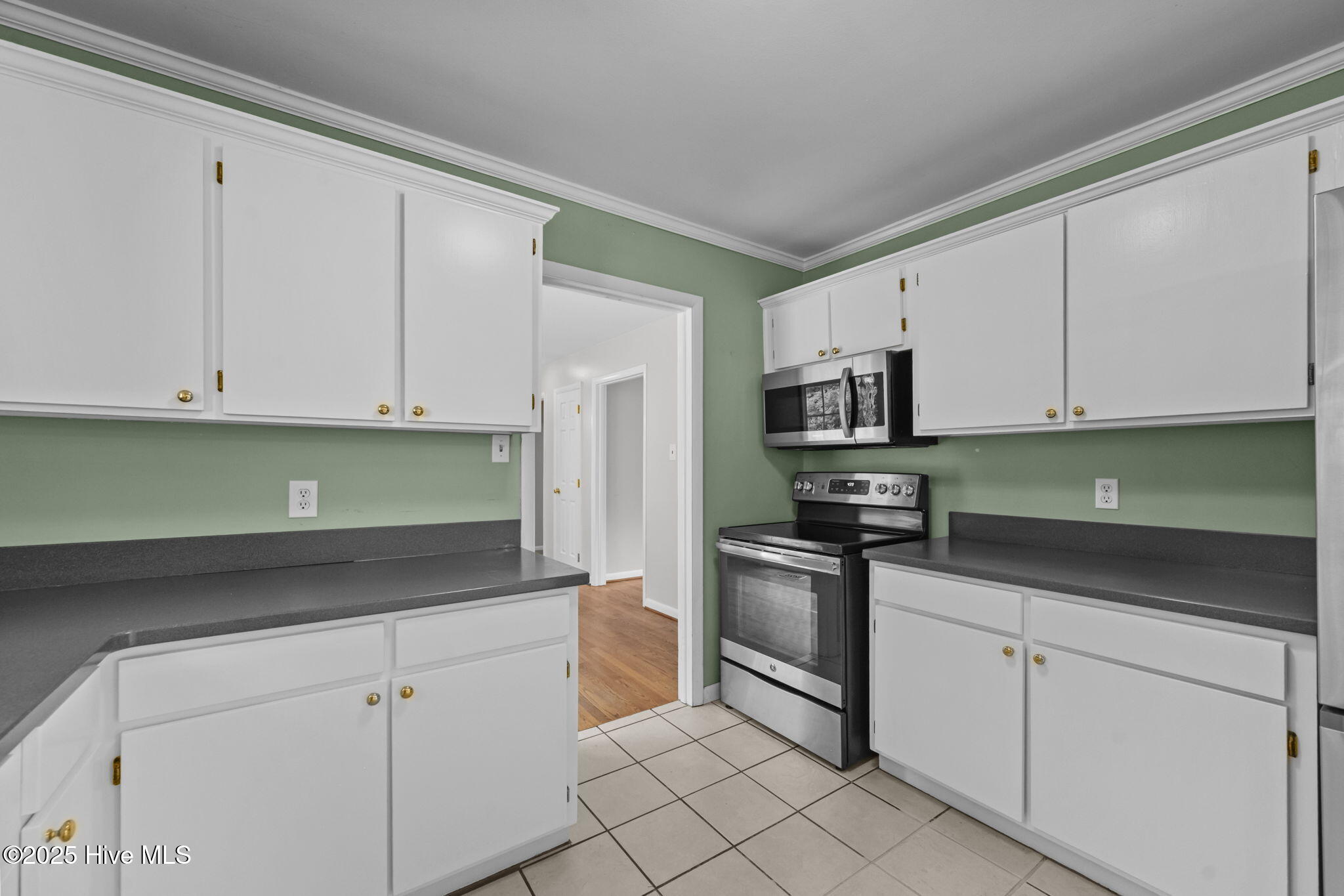 718 Gardenview Drive