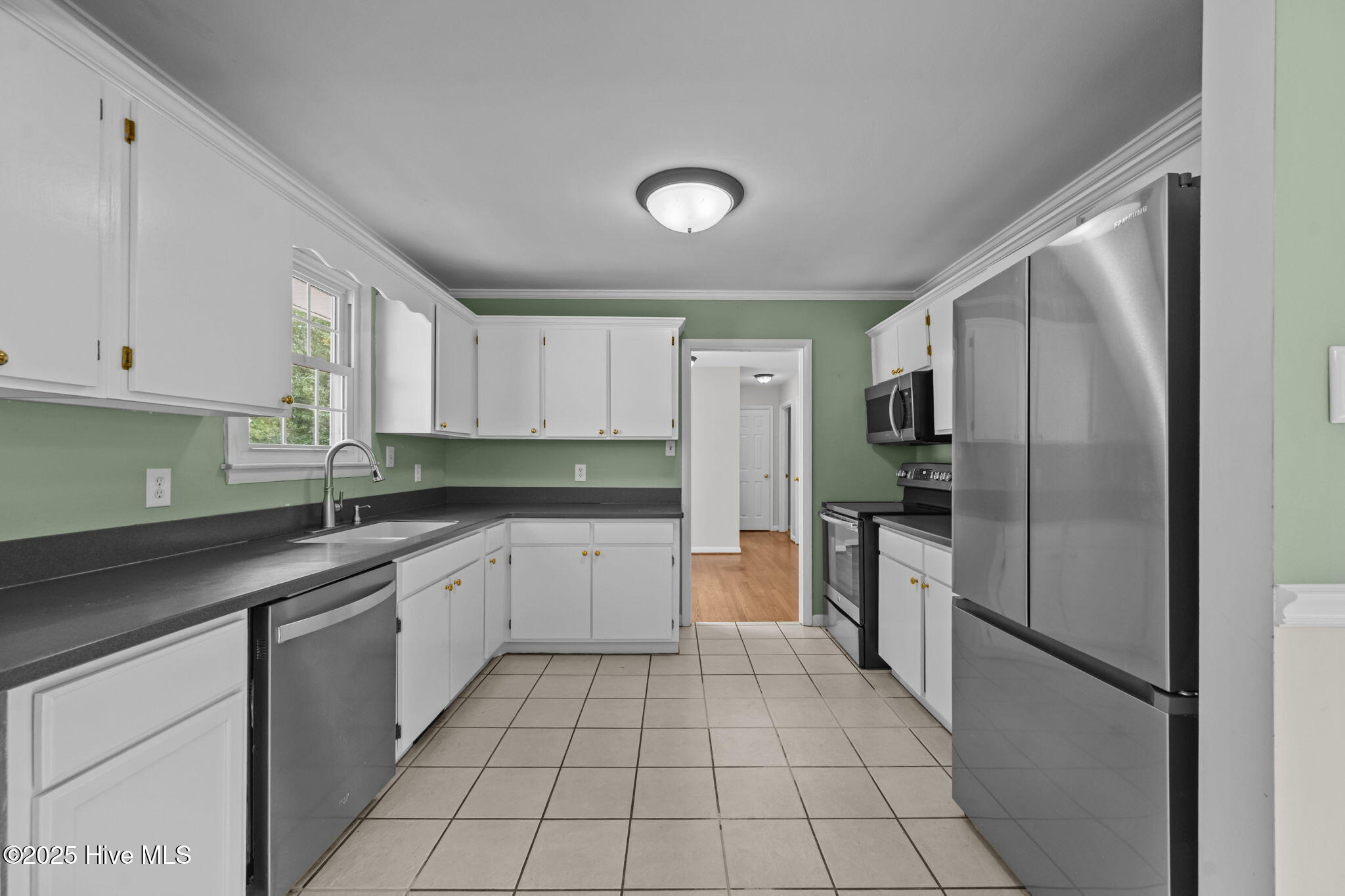 718 Gardenview Drive