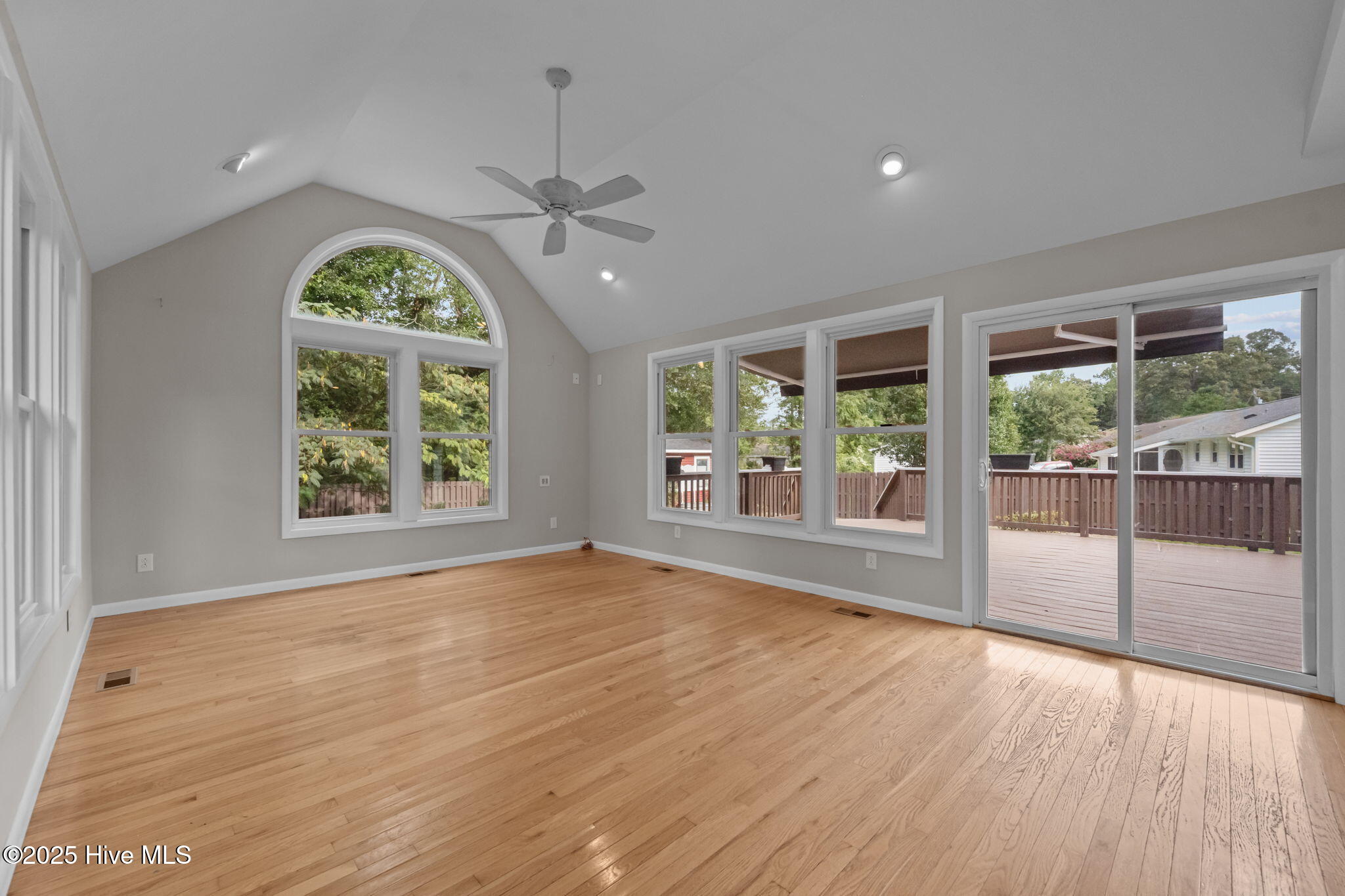 718 Gardenview Drive