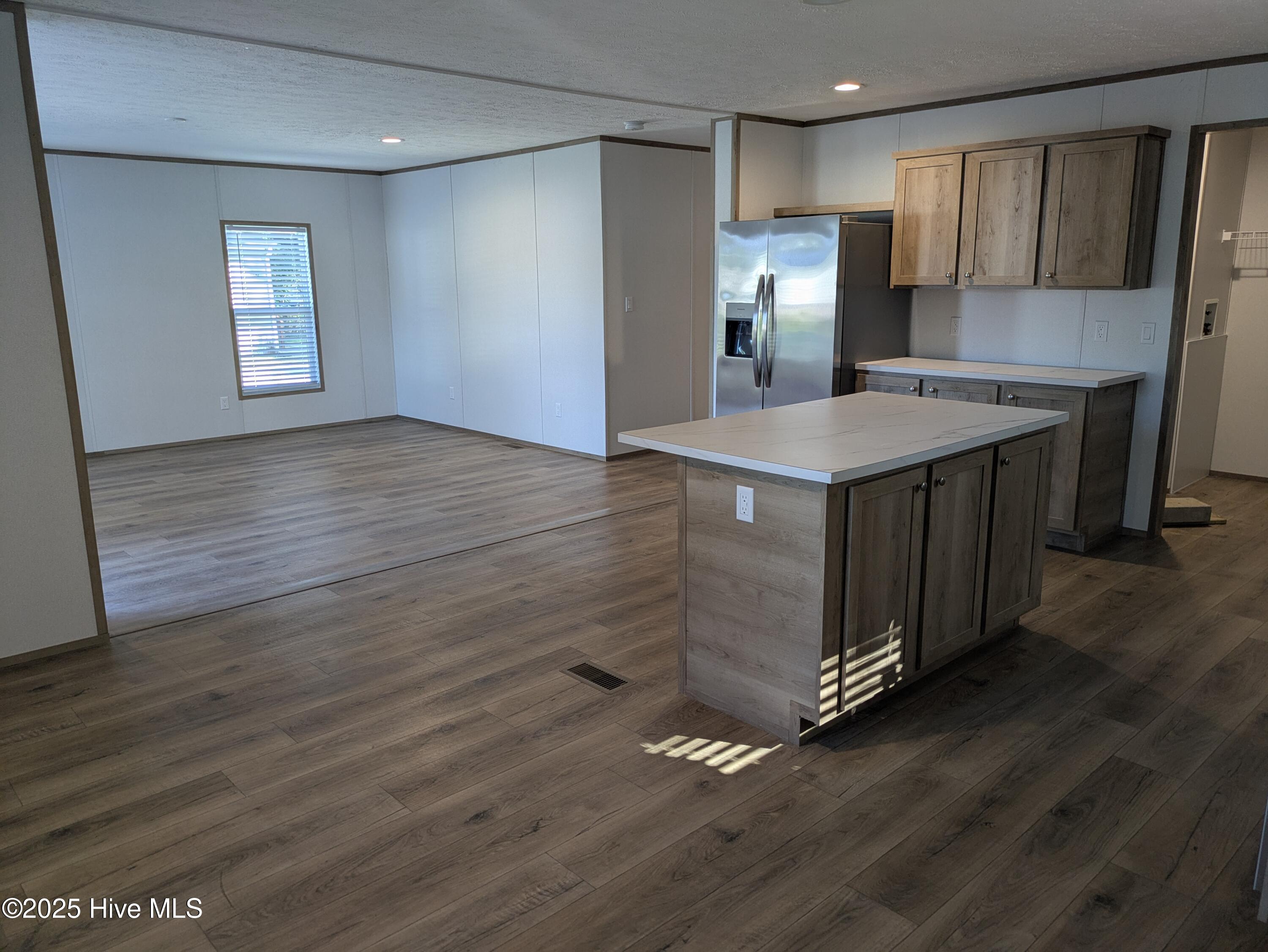 1118 E Old Tar Landing Road