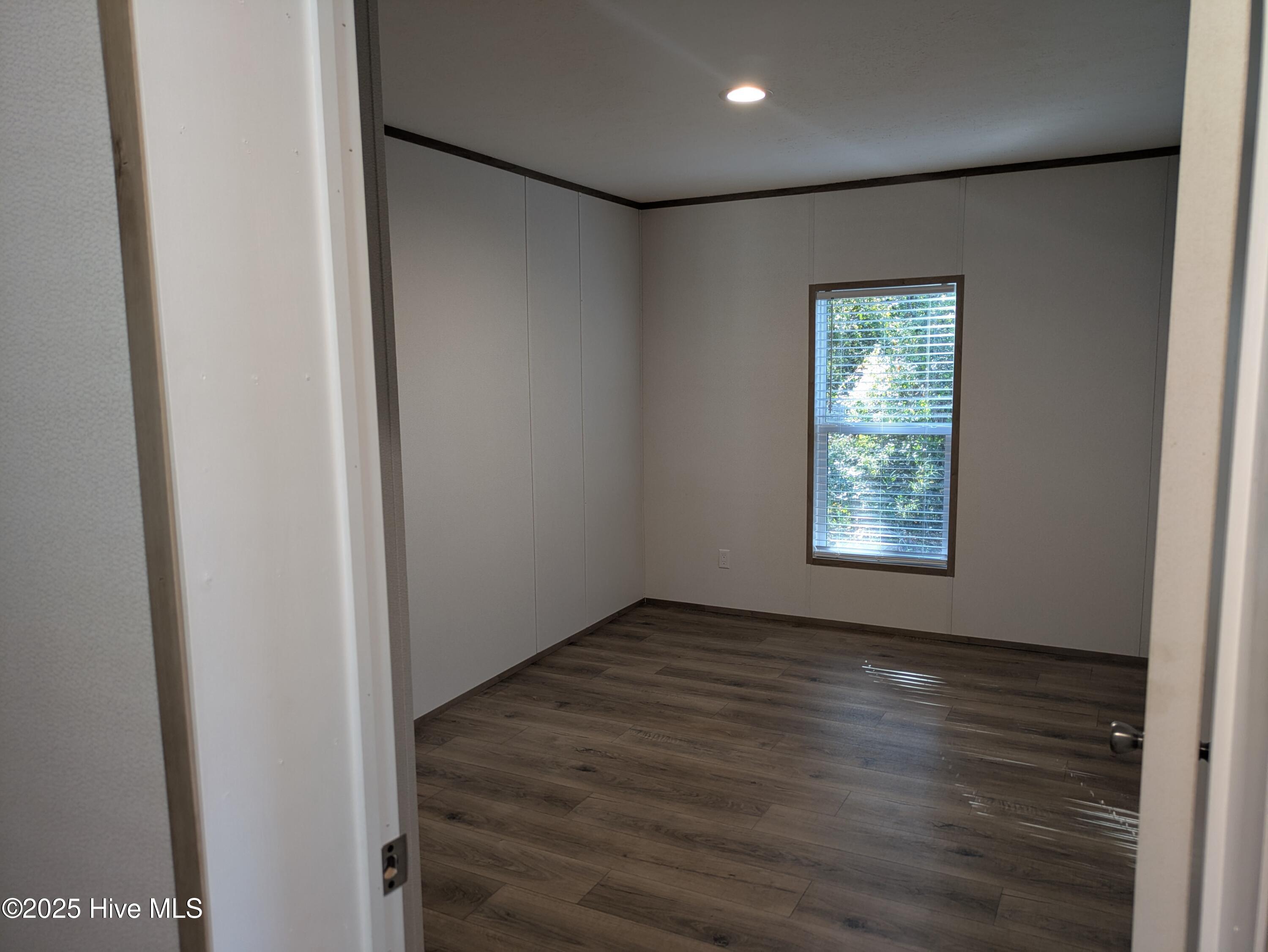 1118 E Old Tar Landing Road