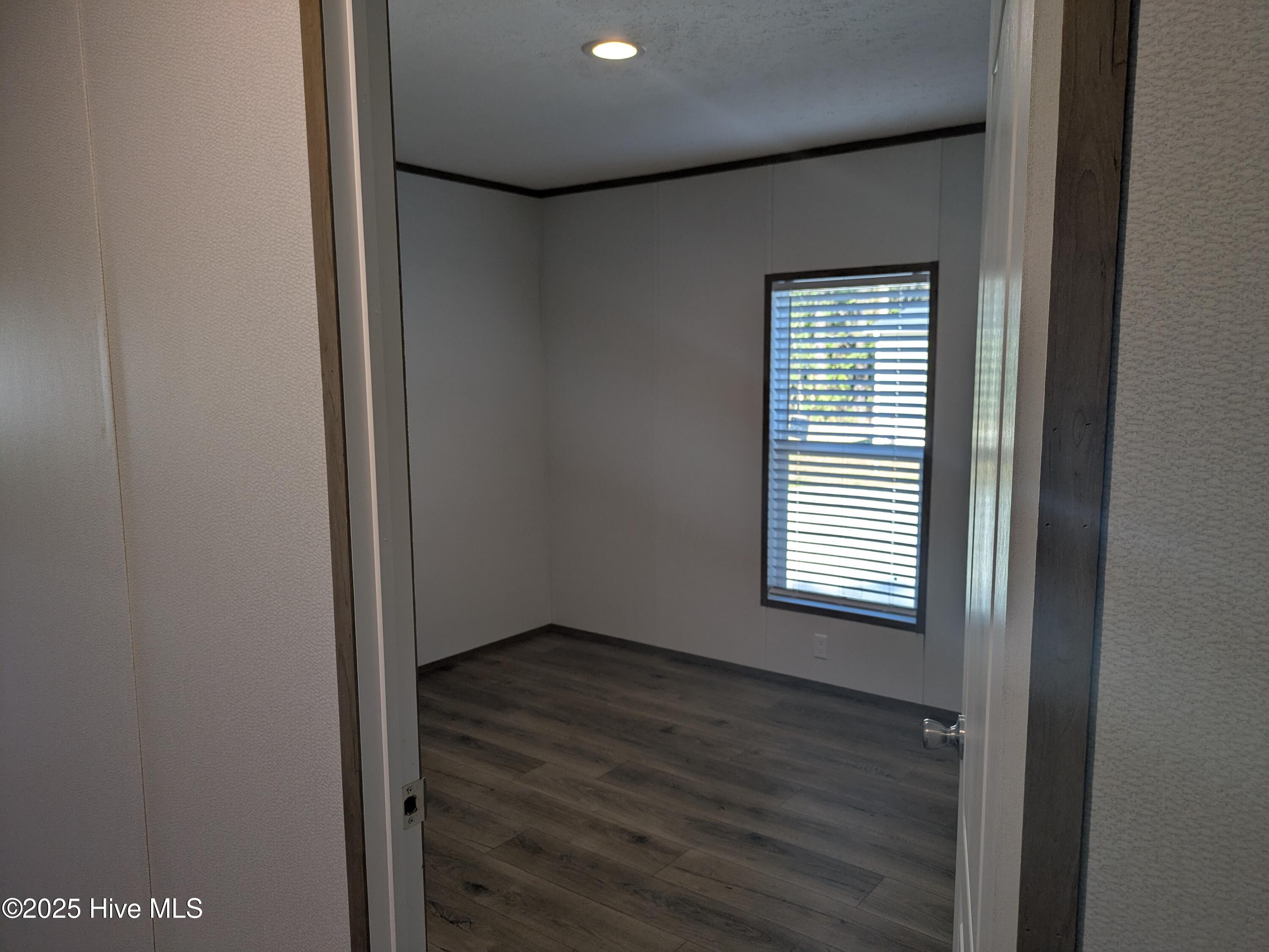 1118 E Old Tar Landing Road