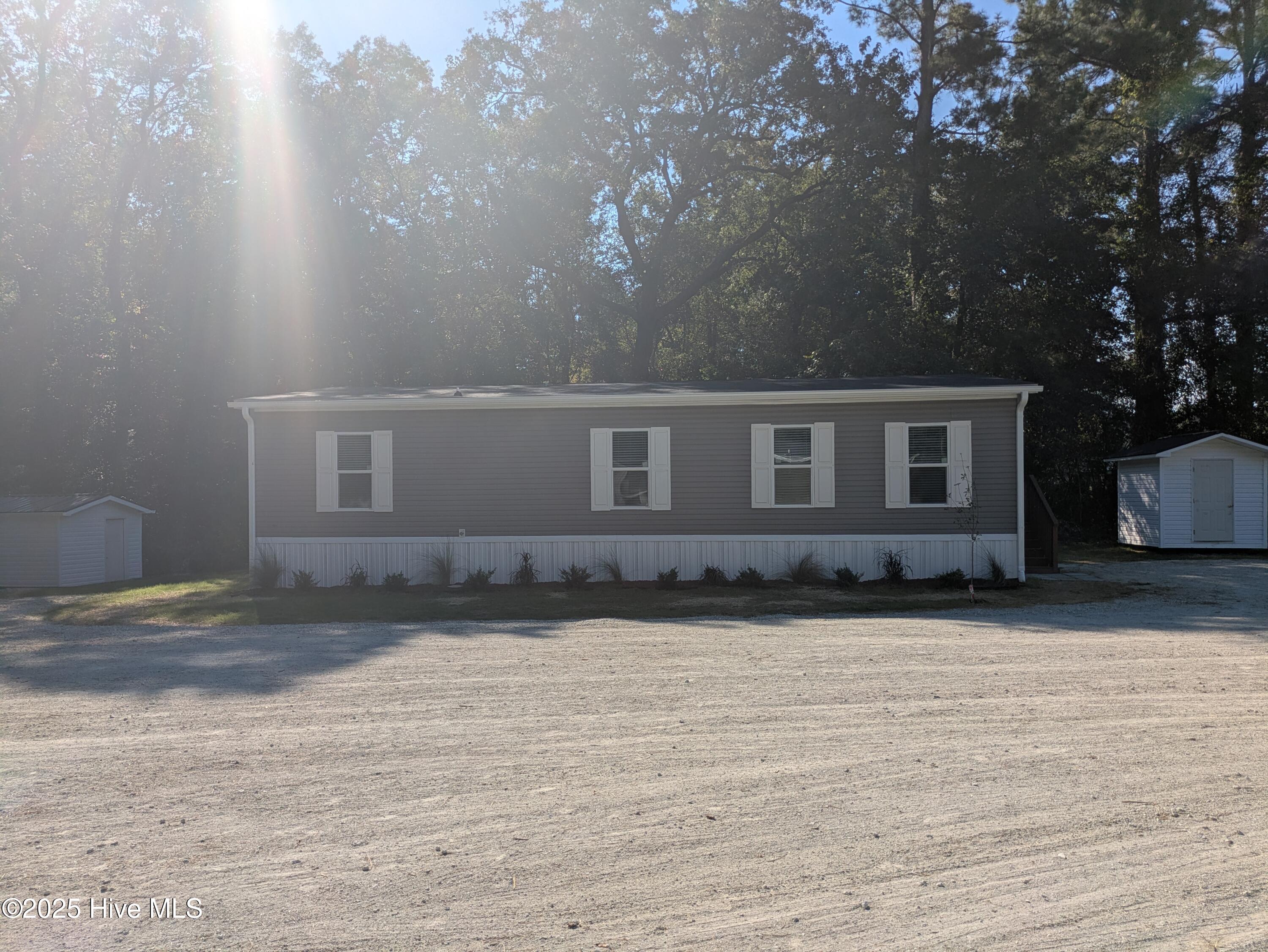1118 E Old Tar Landing Road