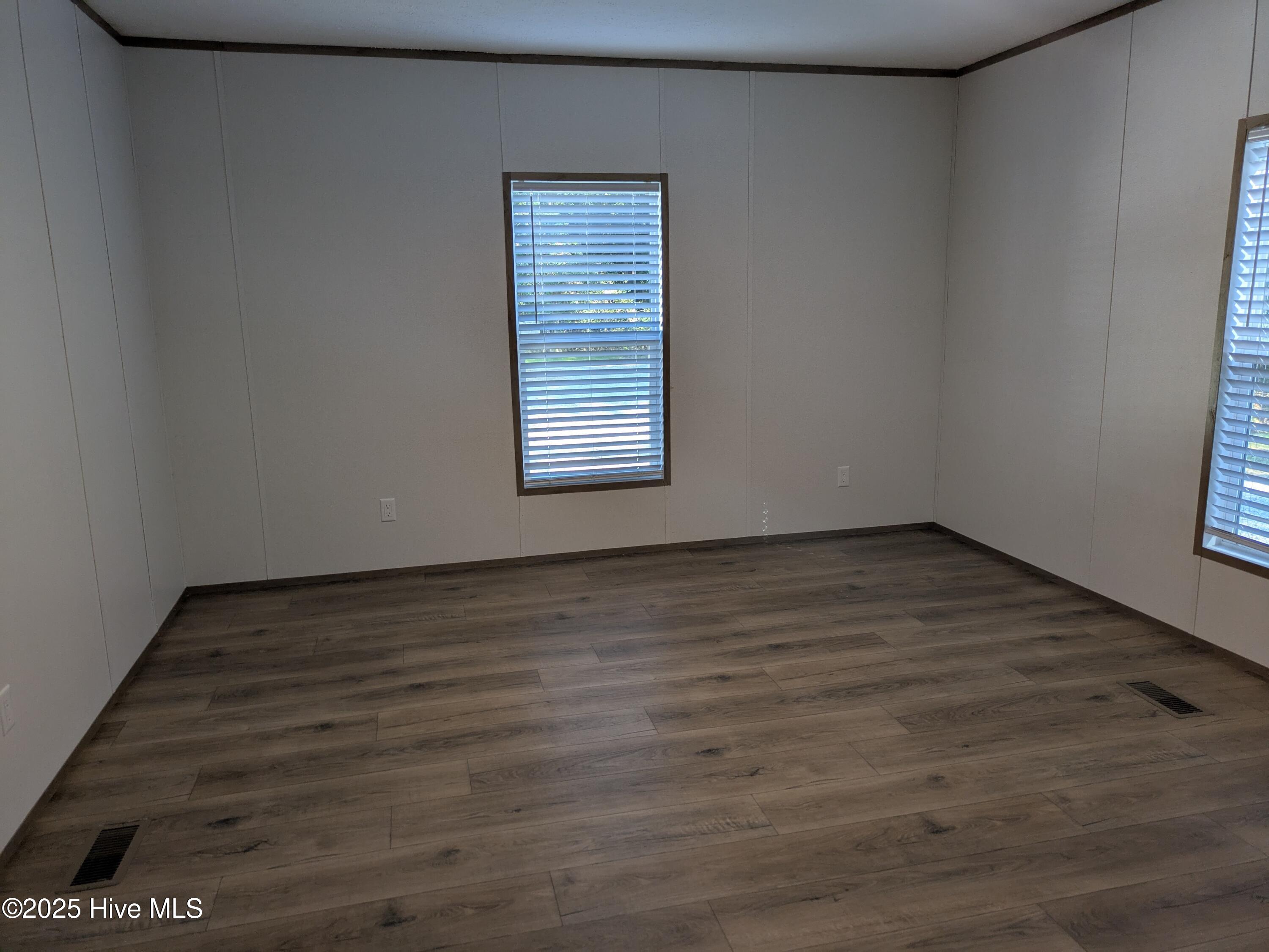 1118 E Old Tar Landing Road