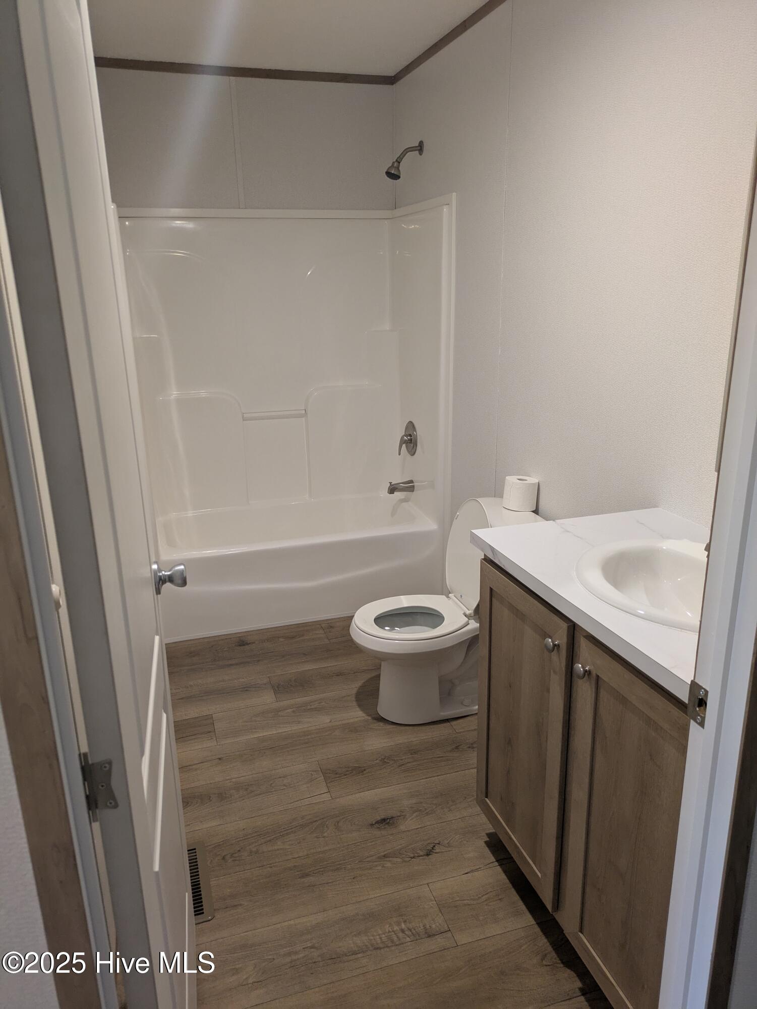 1118 E Old Tar Landing Road