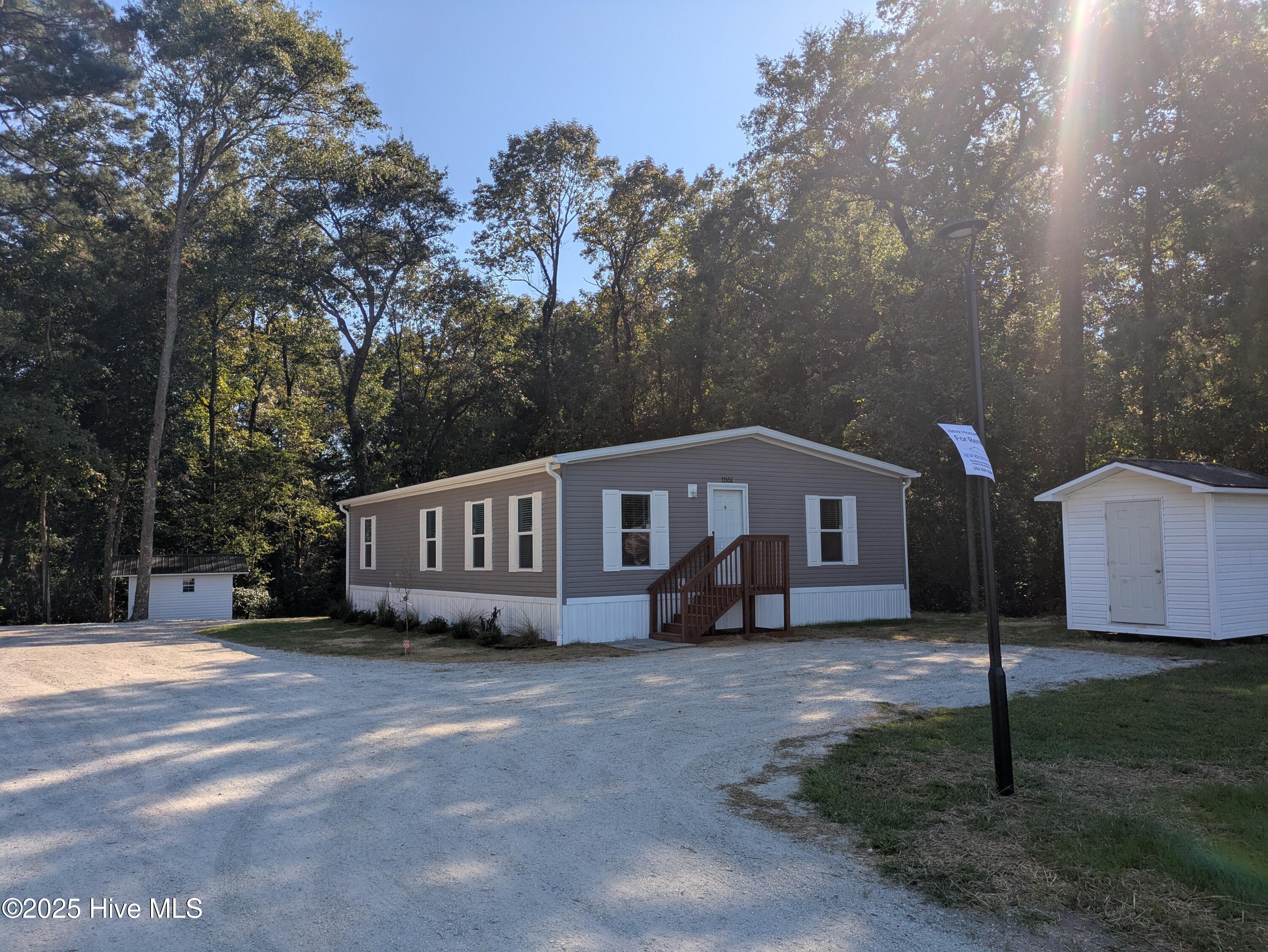 1118 E Old Tar Landing Road