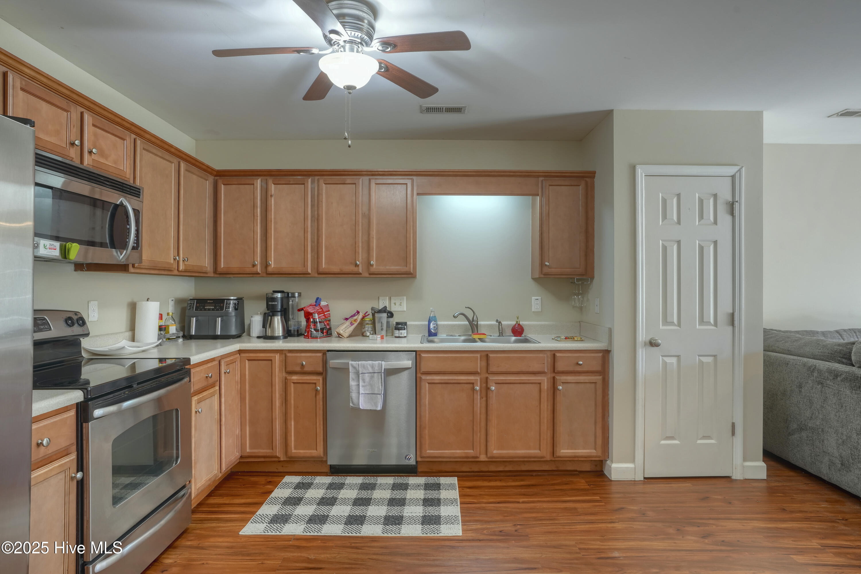 193 Pine Hollow Road