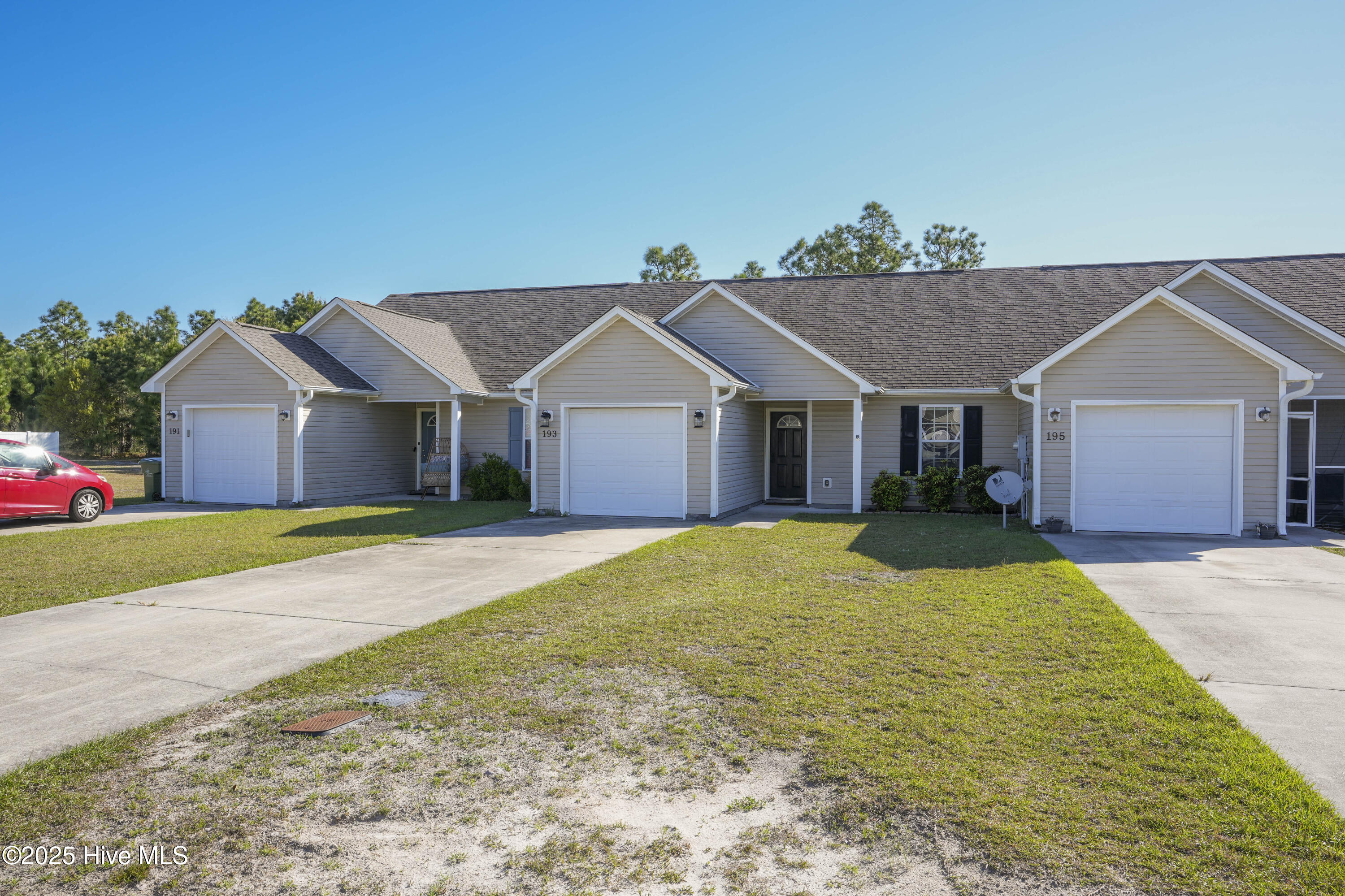 193 Pine Hollow Road
