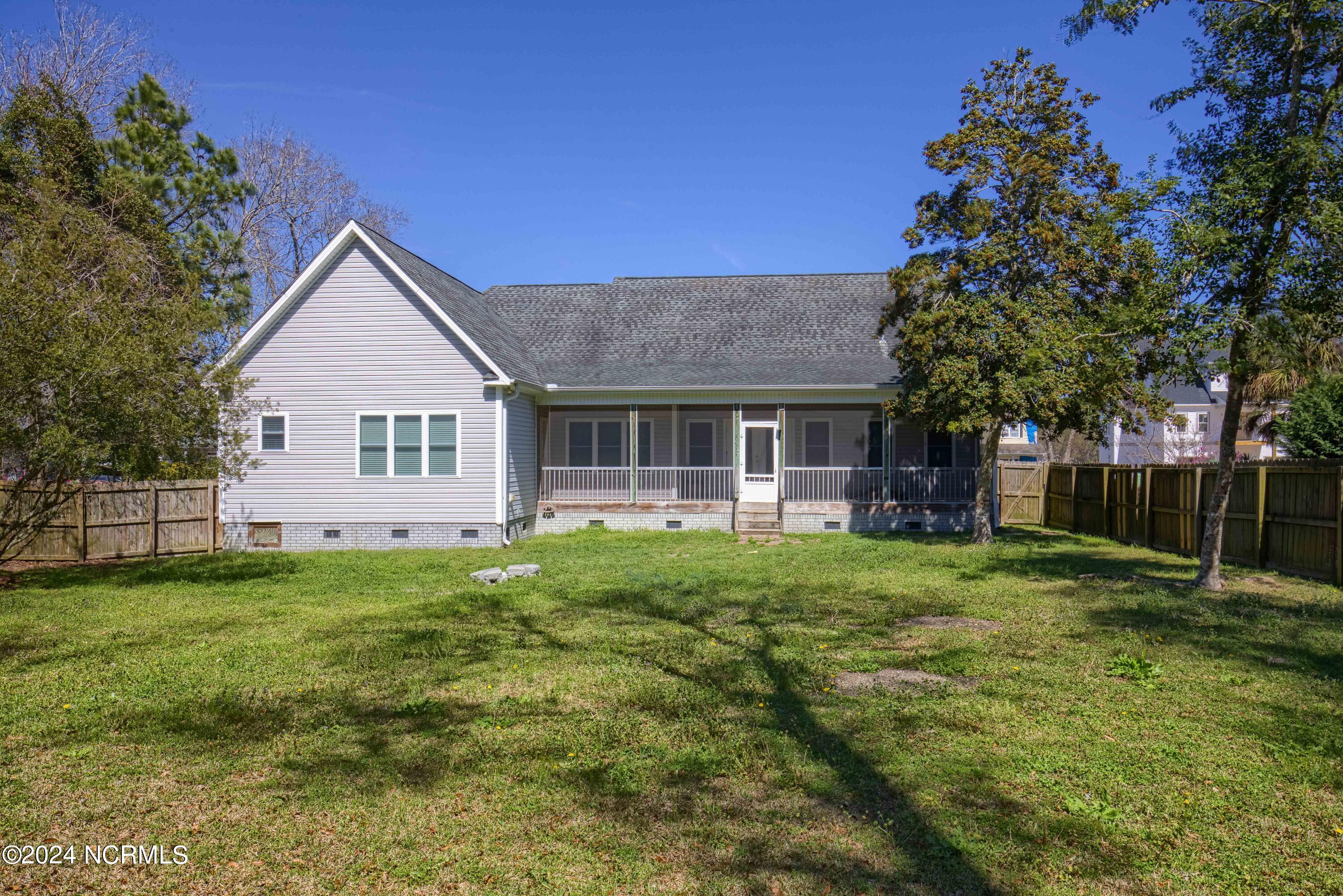 1016 Meridian Drive
