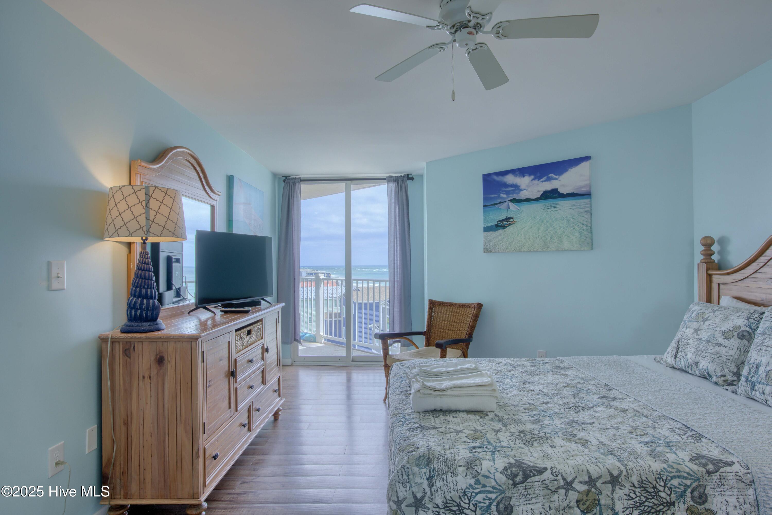 2000 New River Inlet Road, 3510