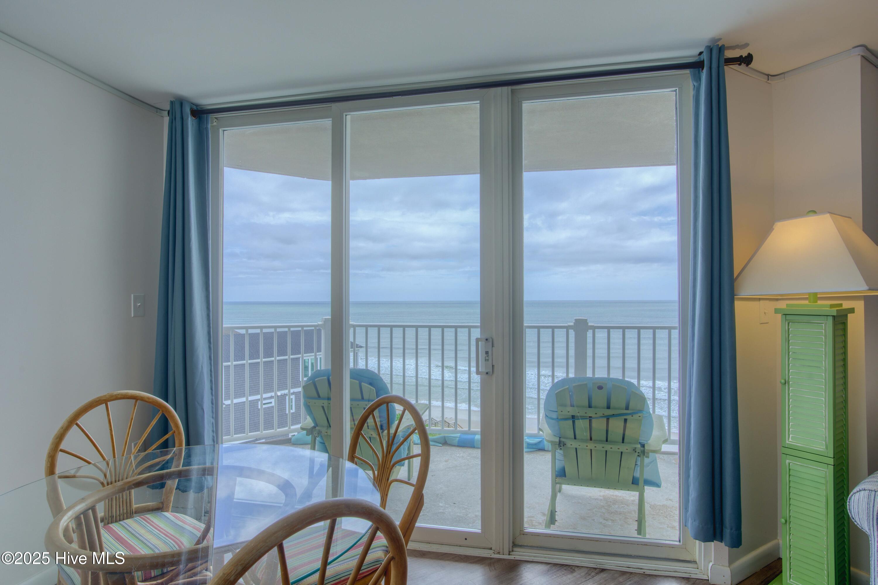 2000 New River Inlet Road, 3510