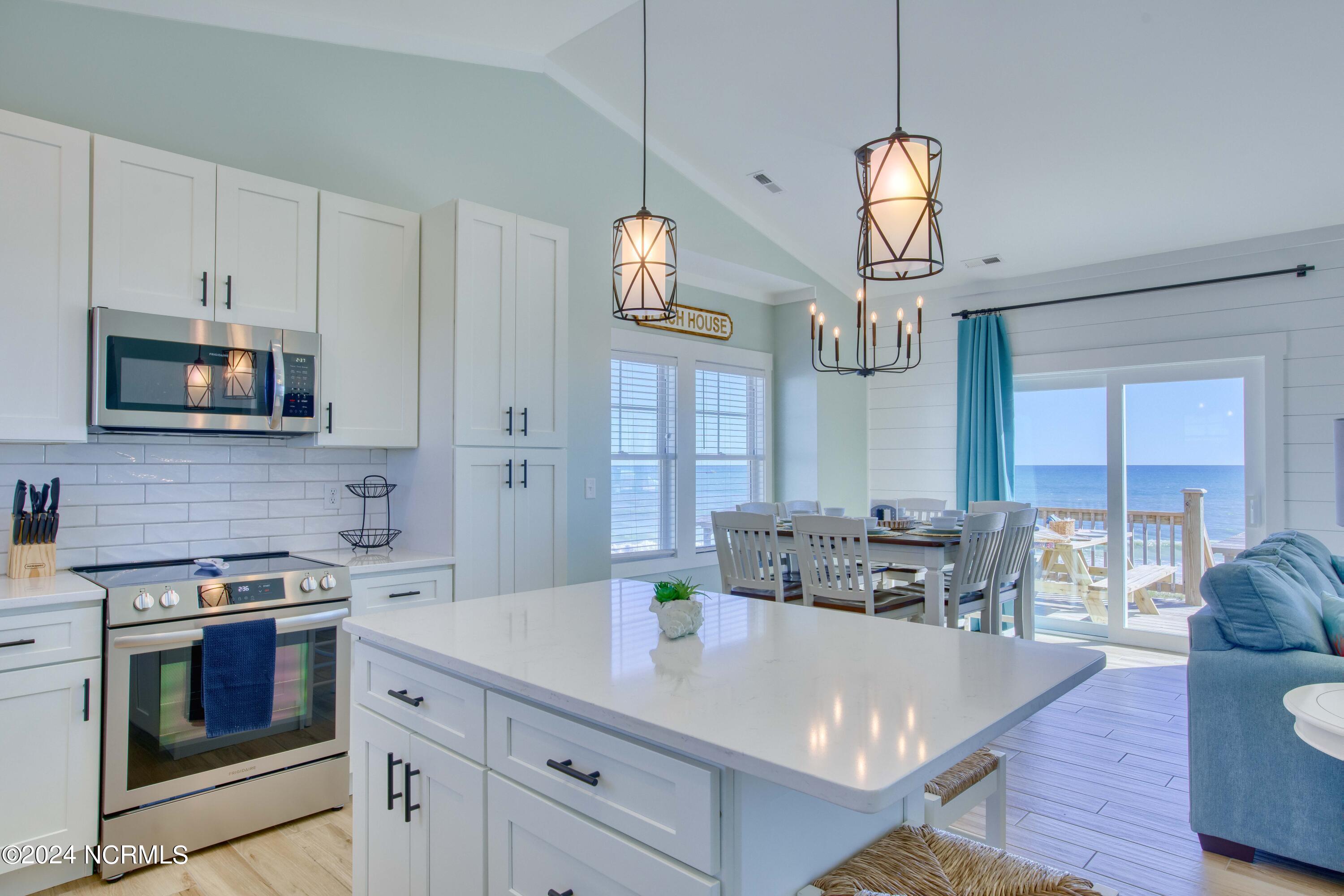 1016 New River Inlet Road