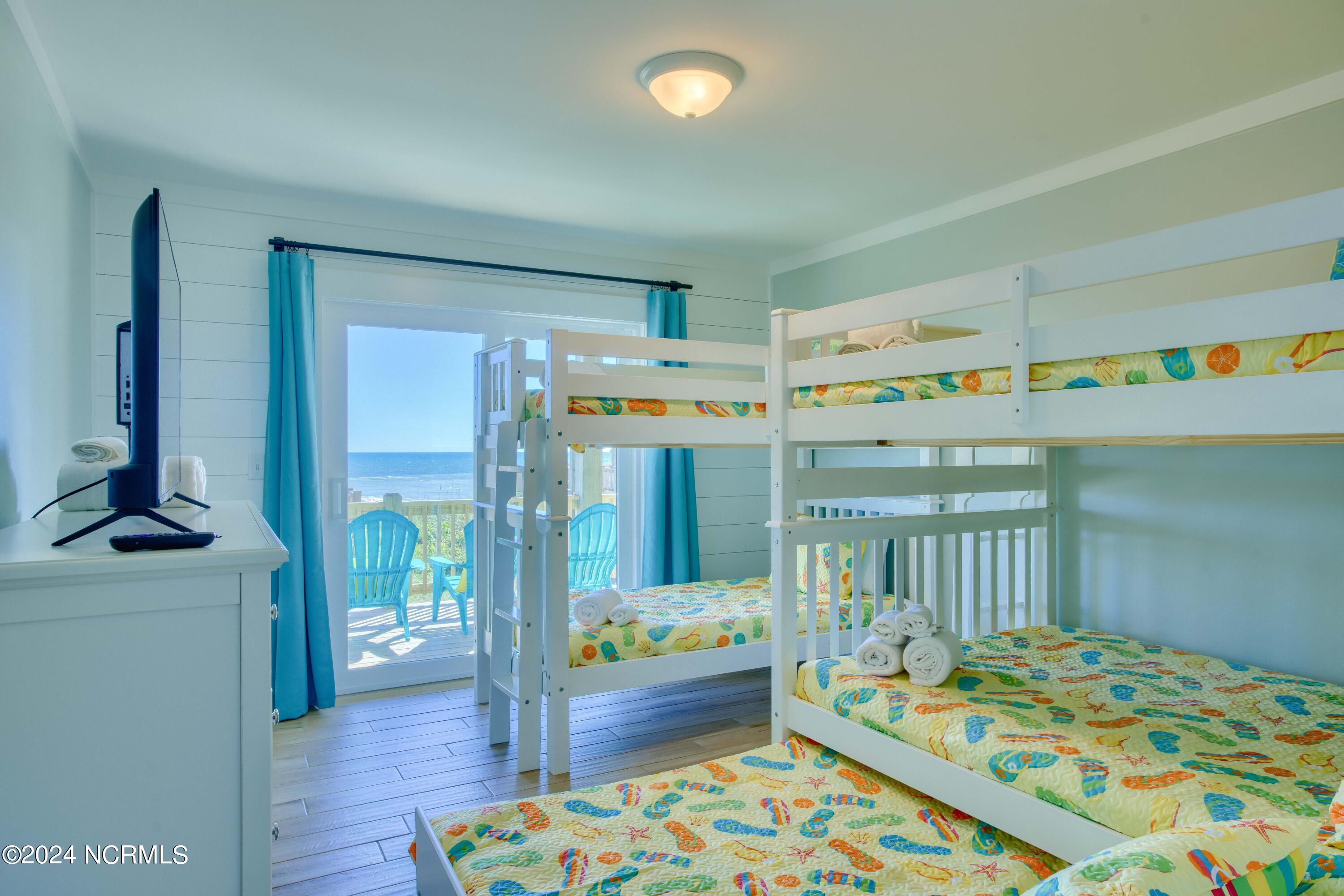 1016 New River Inlet Road
