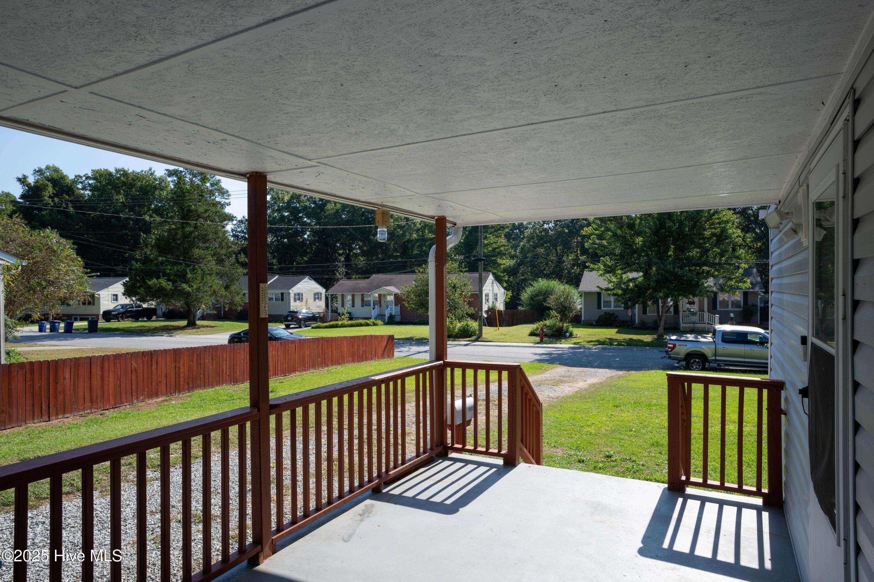 1003 River Street