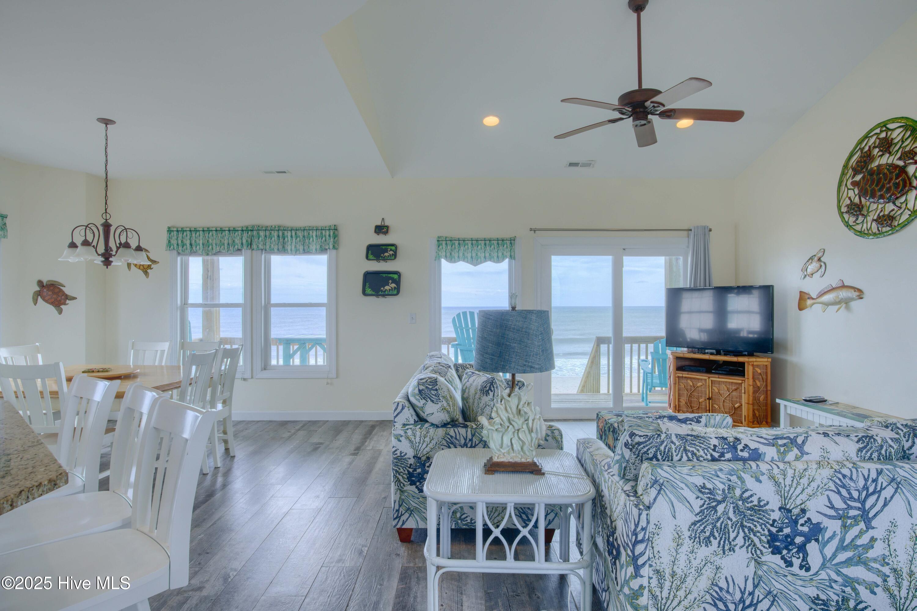 4414 Island Drive