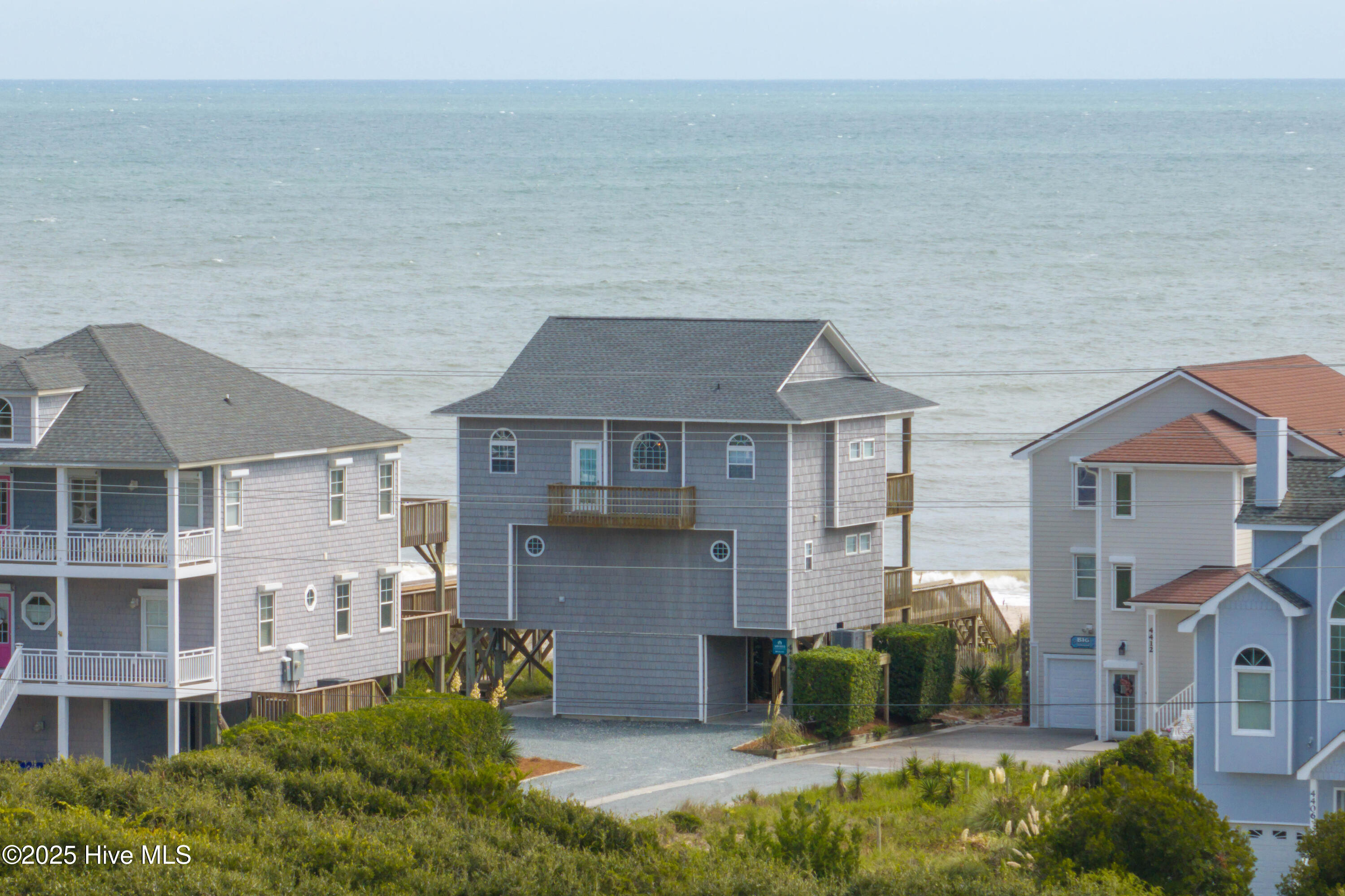 4414 Island Drive