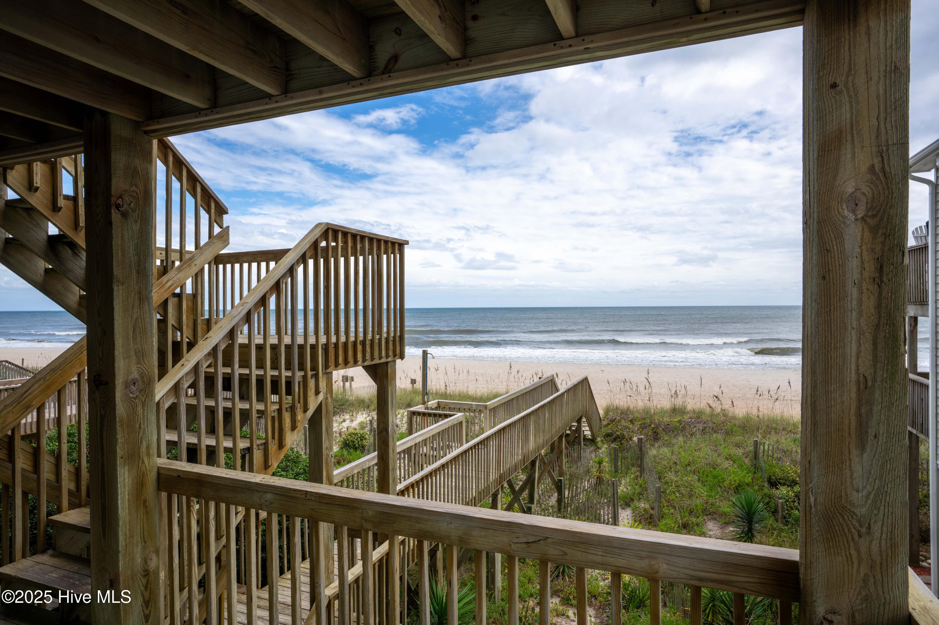 4414 Island Drive