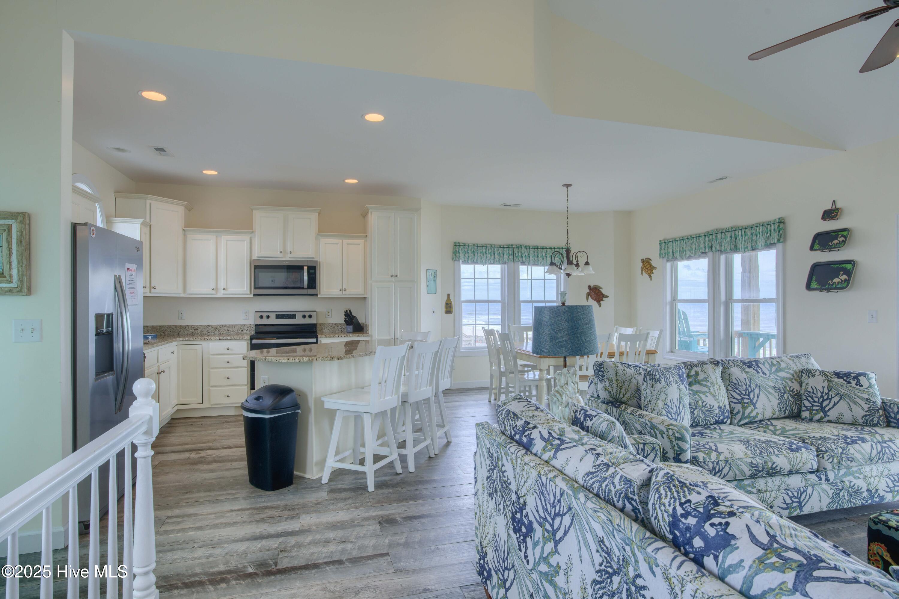 4414 Island Drive