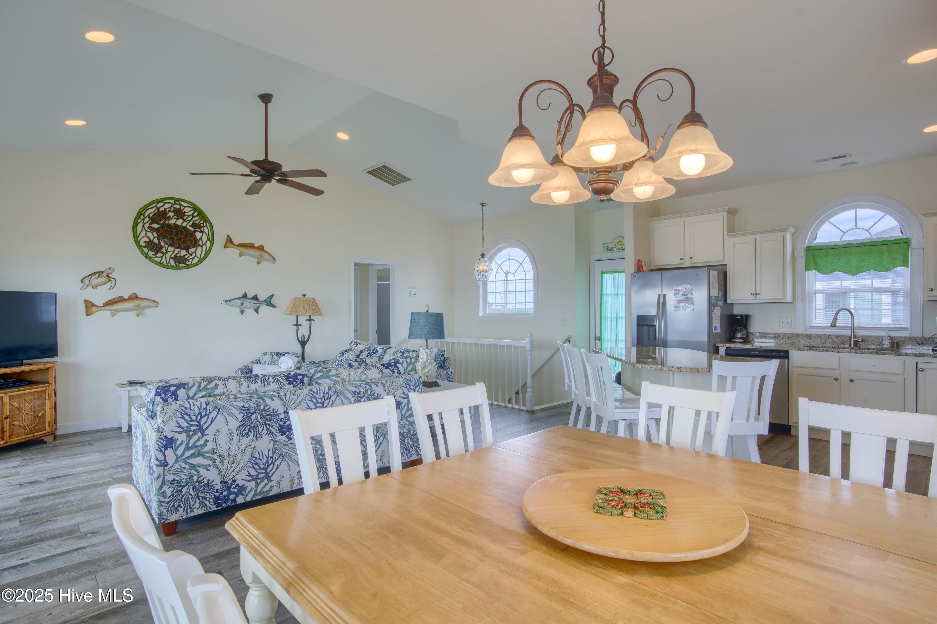 4414 Island Drive