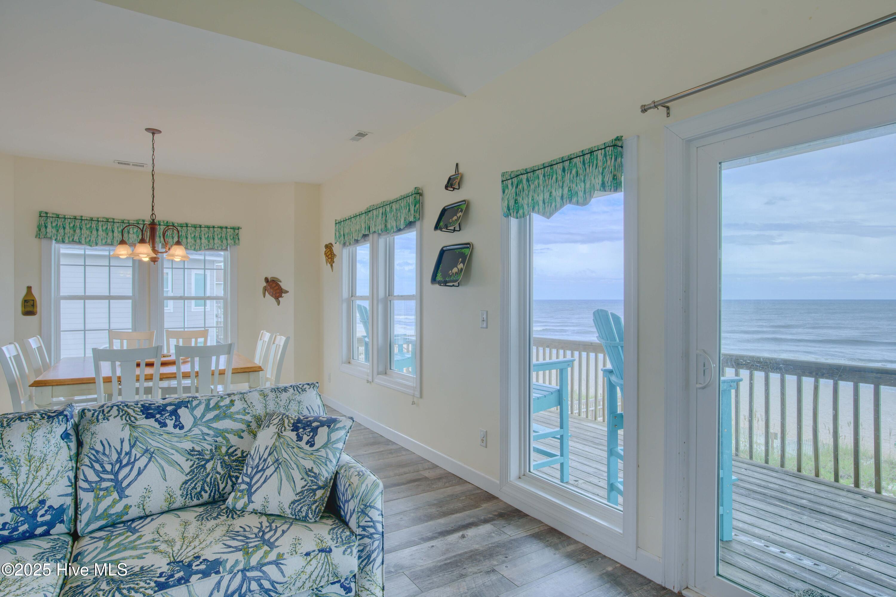 4414 Island Drive