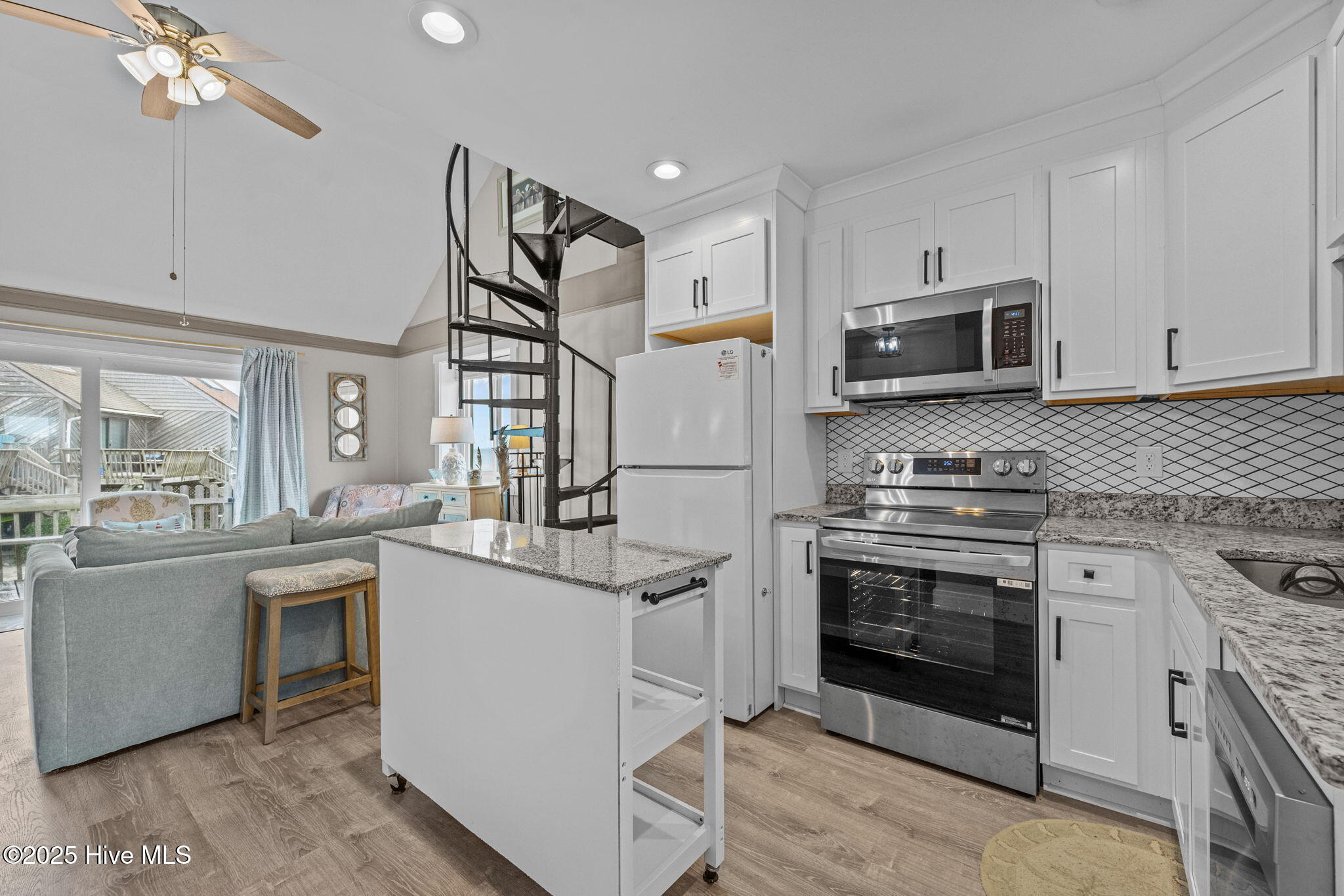 892 New River Inlet Road 21